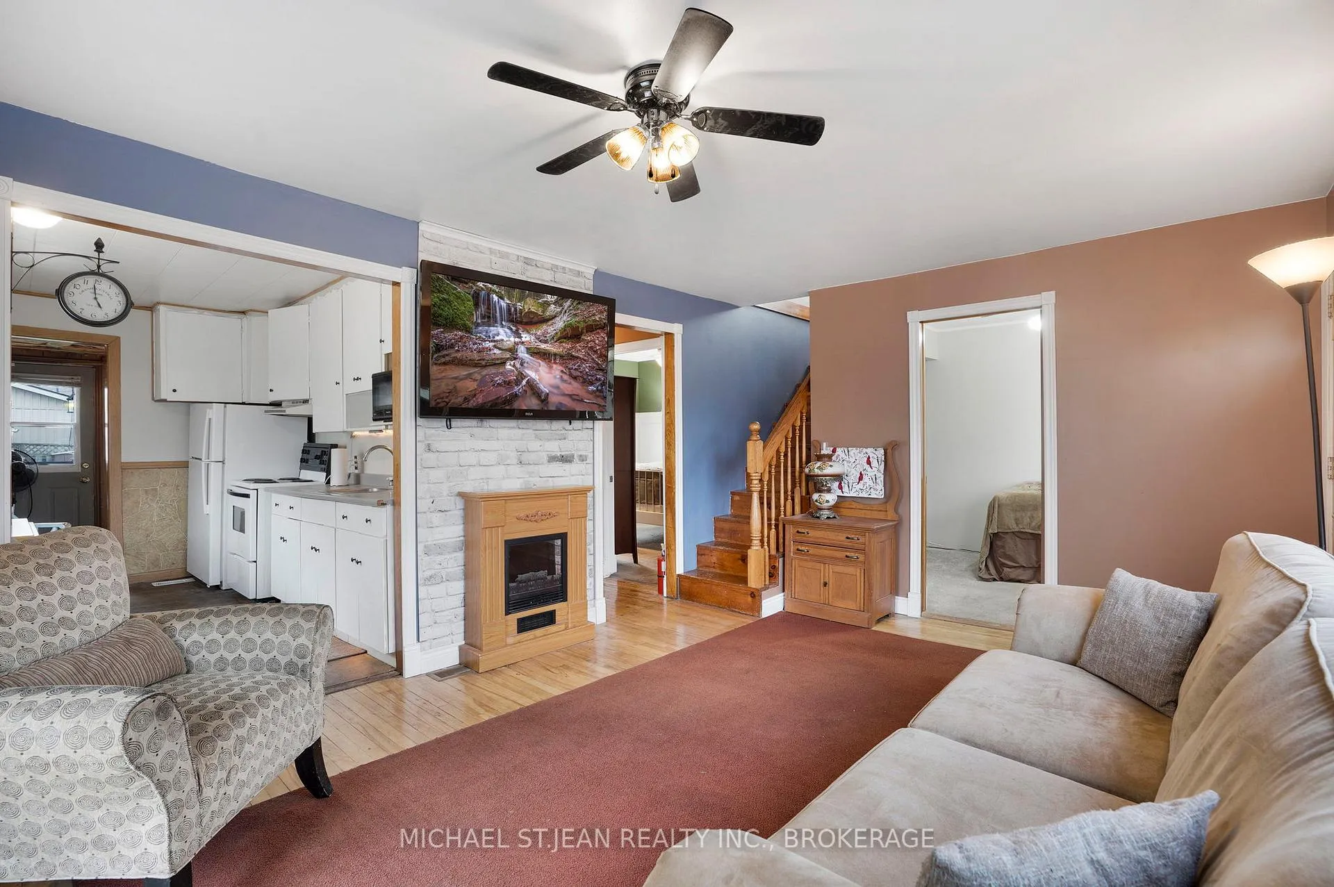 Photo 8 of 296 Julian Avenue, Hamilton, Normanhurst — HOMEH