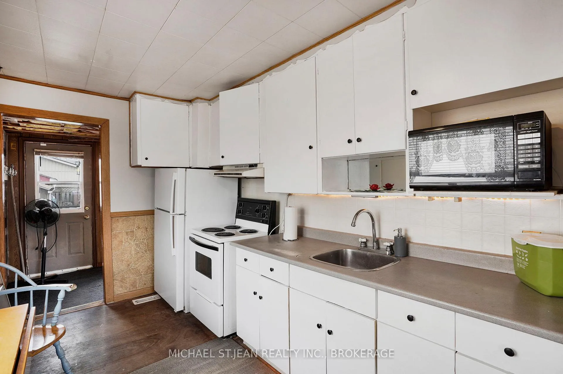 Photo 12 of 296 Julian Avenue, Hamilton, Normanhurst — HOMEH