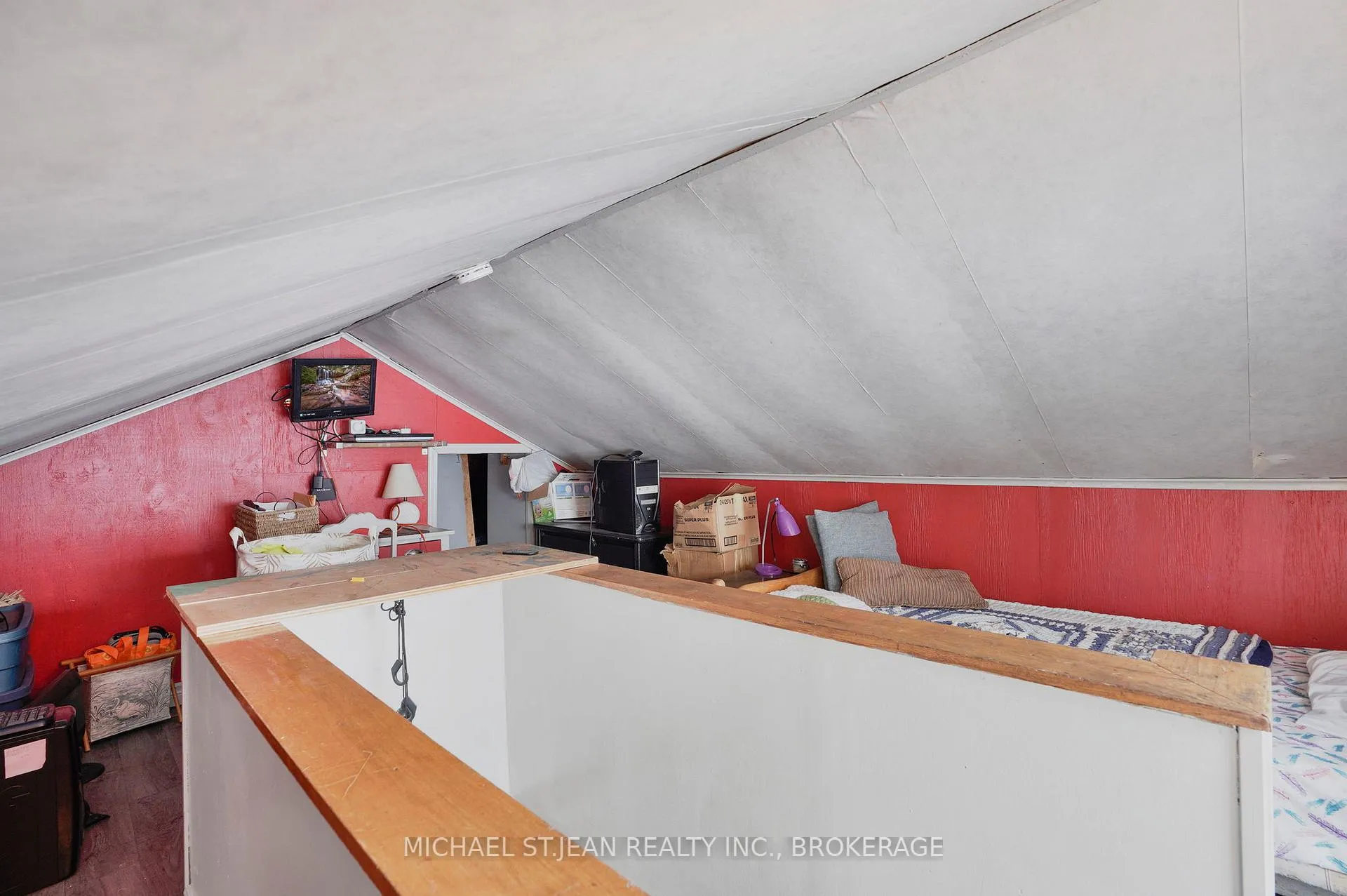 Photo 23 of 296 Julian Avenue, Hamilton, Normanhurst — HOMEH