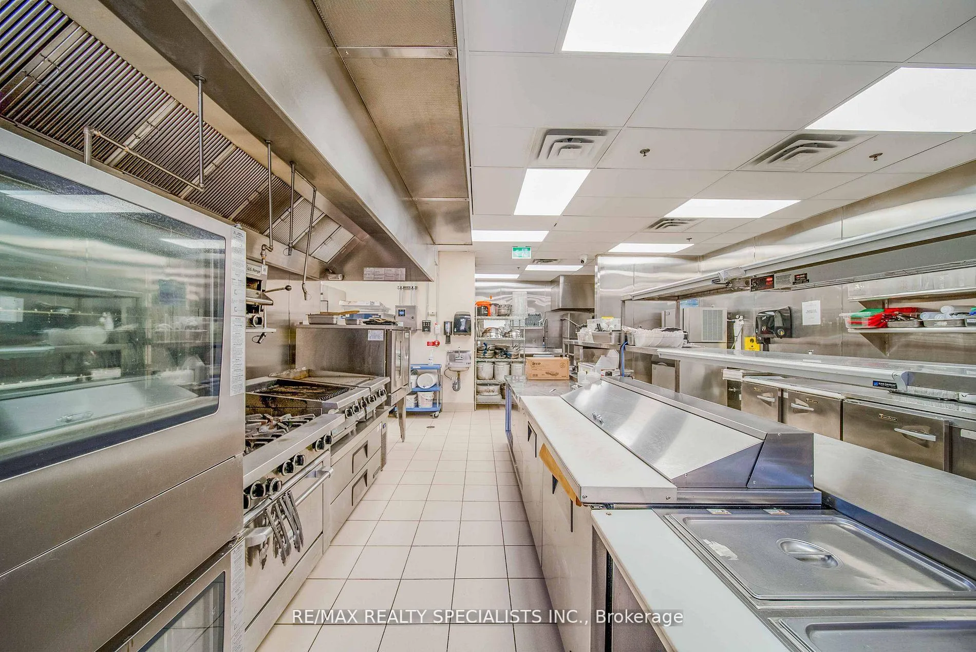 Photo 24 of Unit Restaurant, 5698 Main Street, Niagara Falls, Hospital — HOMEH