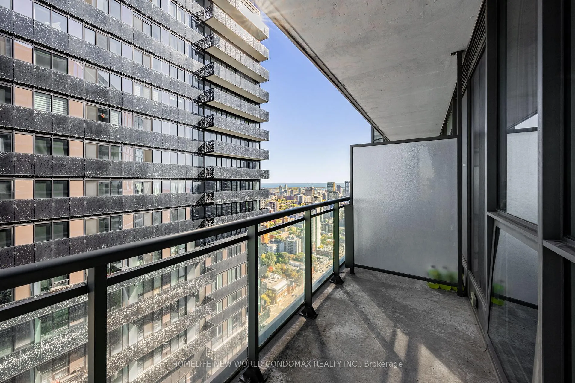 Photo 18 of Unit 5010, 45 Charles Street E, Toronto, Church-Yonge Corridor — HOMEH