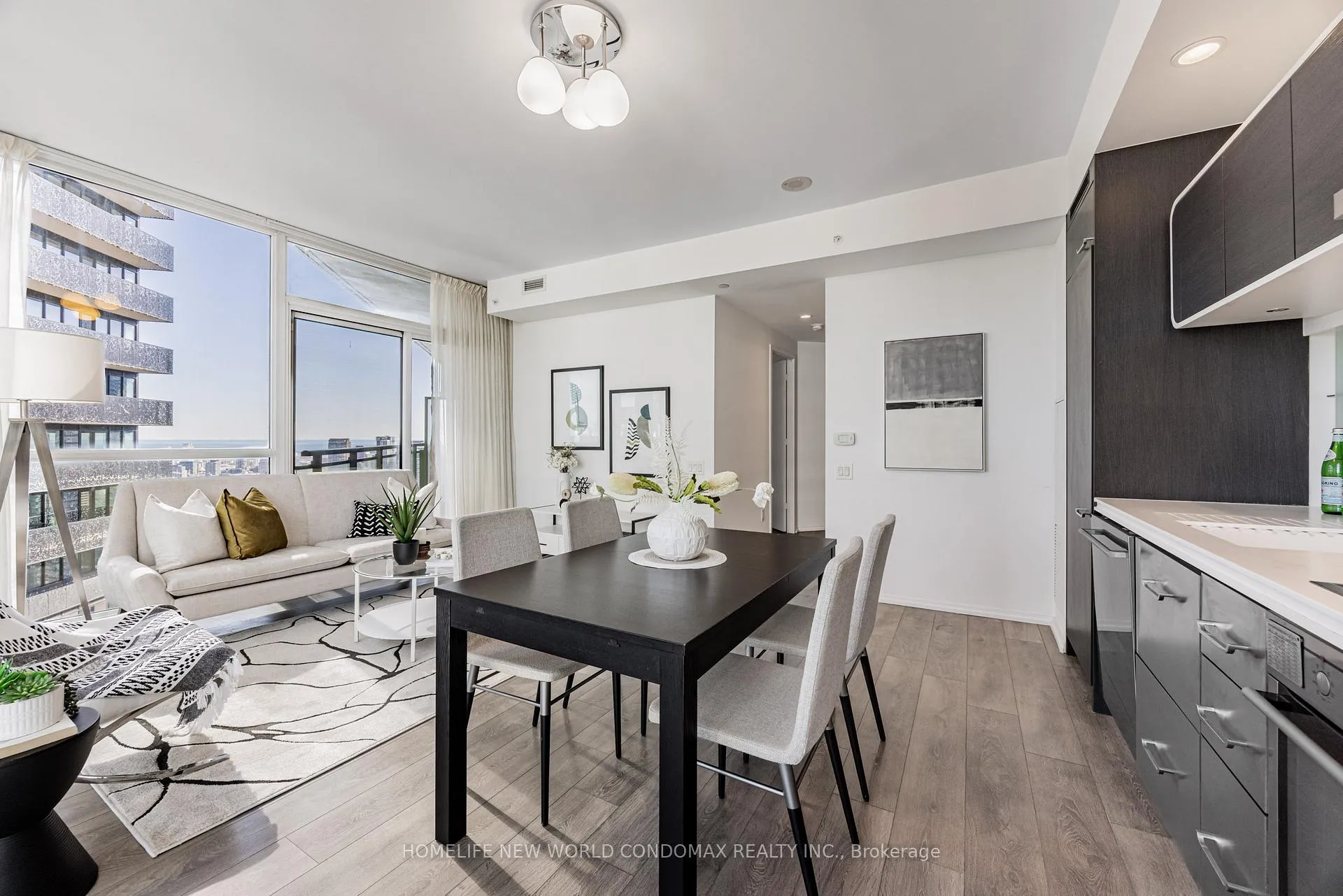 Photo 21 of Unit 5010, 45 Charles Street E, Toronto, Church-Yonge Corridor — HOMEH