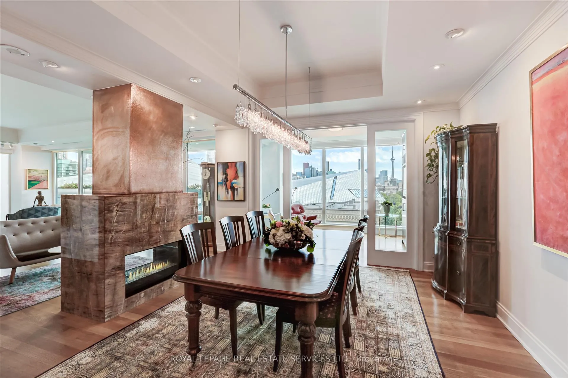 Photo 12 of Unit 902, 206 Bloor Street W, Toronto, The Annex — HOMEH