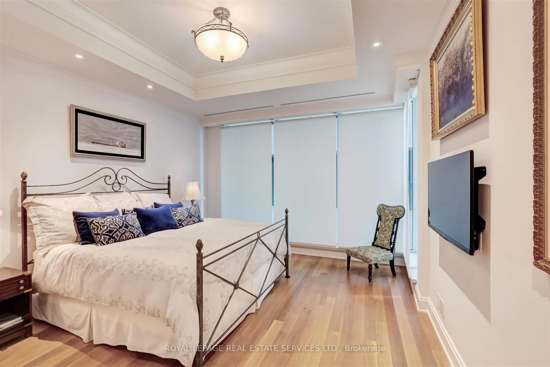 Photo 15 of Unit 902, 206 Bloor Street W, Toronto, The Annex — HOMEH