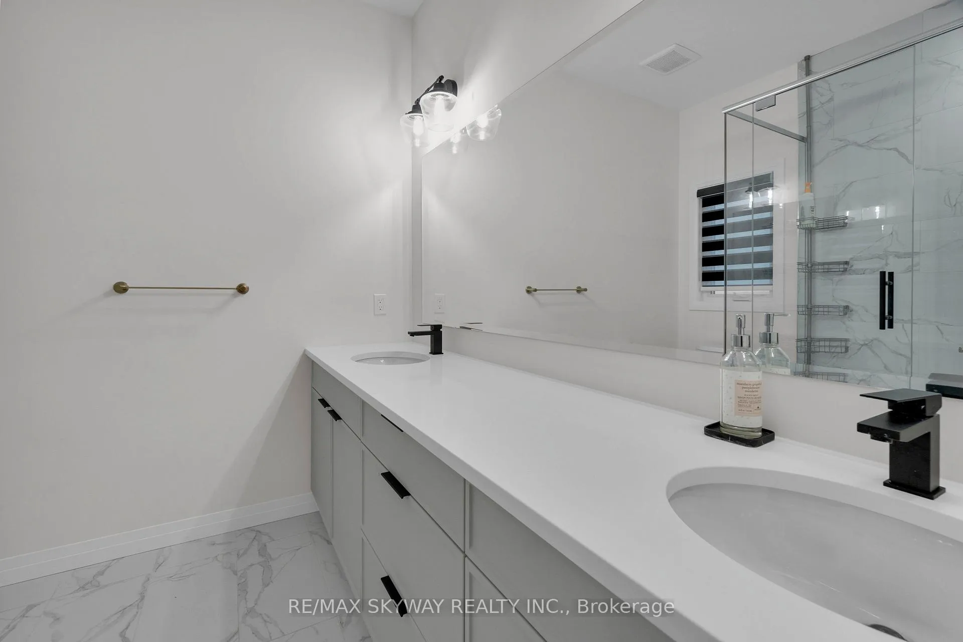 Photo 21 of Unit 18, 972 Stonecliffe Walk, Kitchener, Doon South — HOMEH