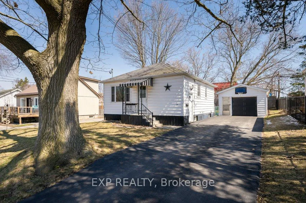 Photo 1 of 27 Valleyview Crescent, Belleville, Belleville Ward — HOMEH