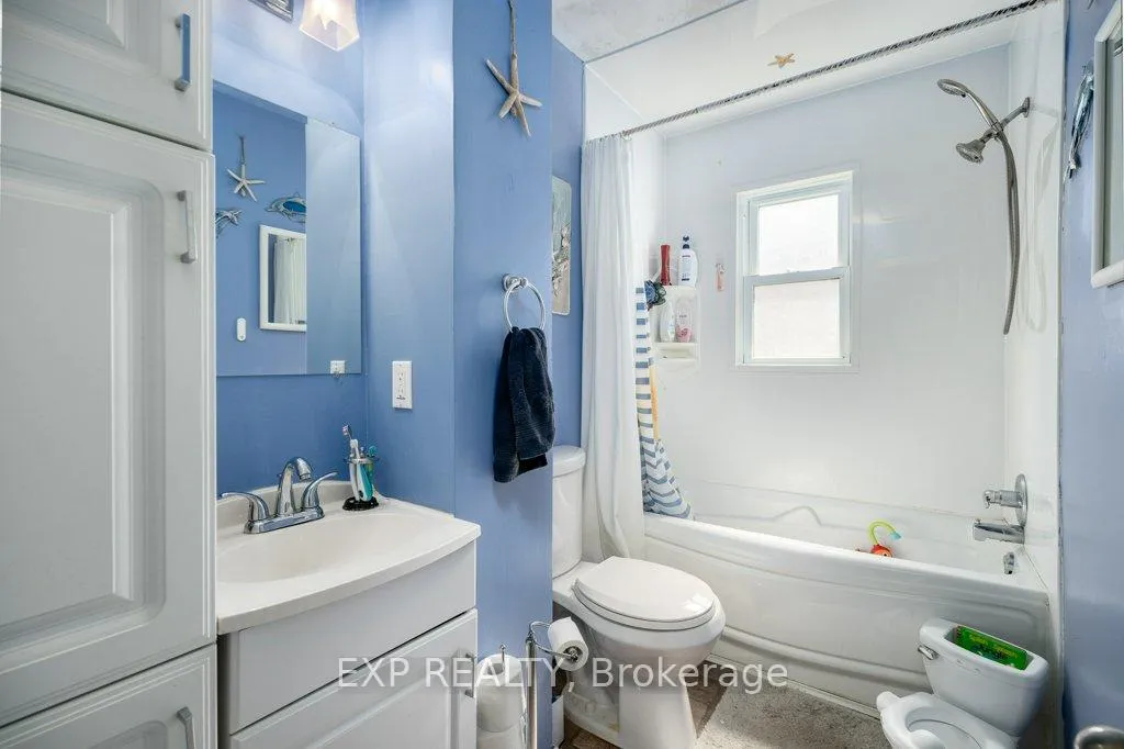 Photo 12 of 27 Valleyview Crescent, Belleville, Belleville Ward — HOMEH