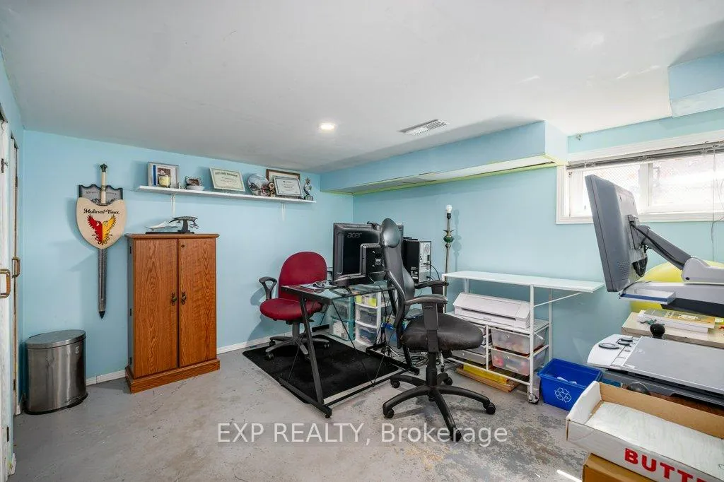 Photo 17 of 27 Valleyview Crescent, Belleville, Belleville Ward — HOMEH