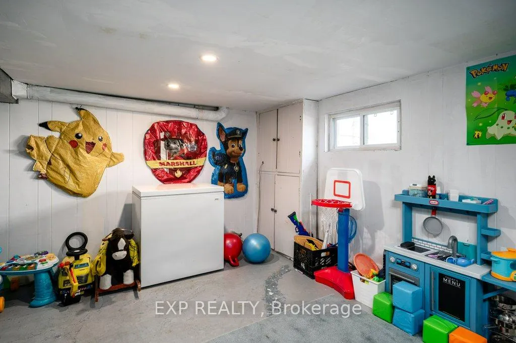 Photo 20 of 27 Valleyview Crescent, Belleville, Belleville Ward — HOMEH