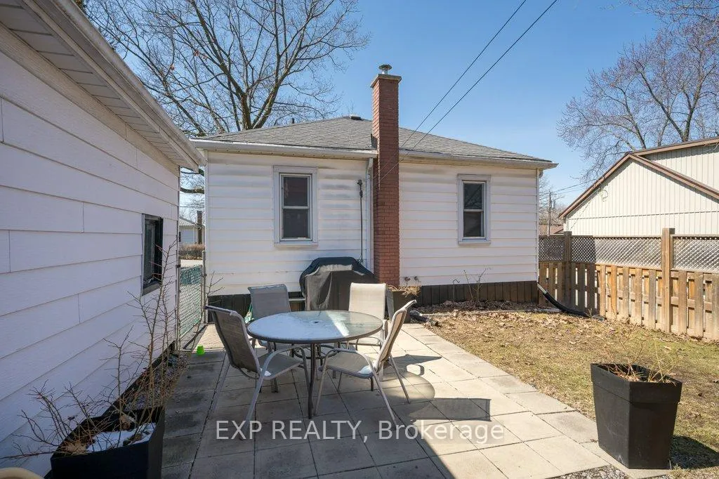 Photo 28 of 27 Valleyview Crescent, Belleville, Belleville Ward — HOMEH