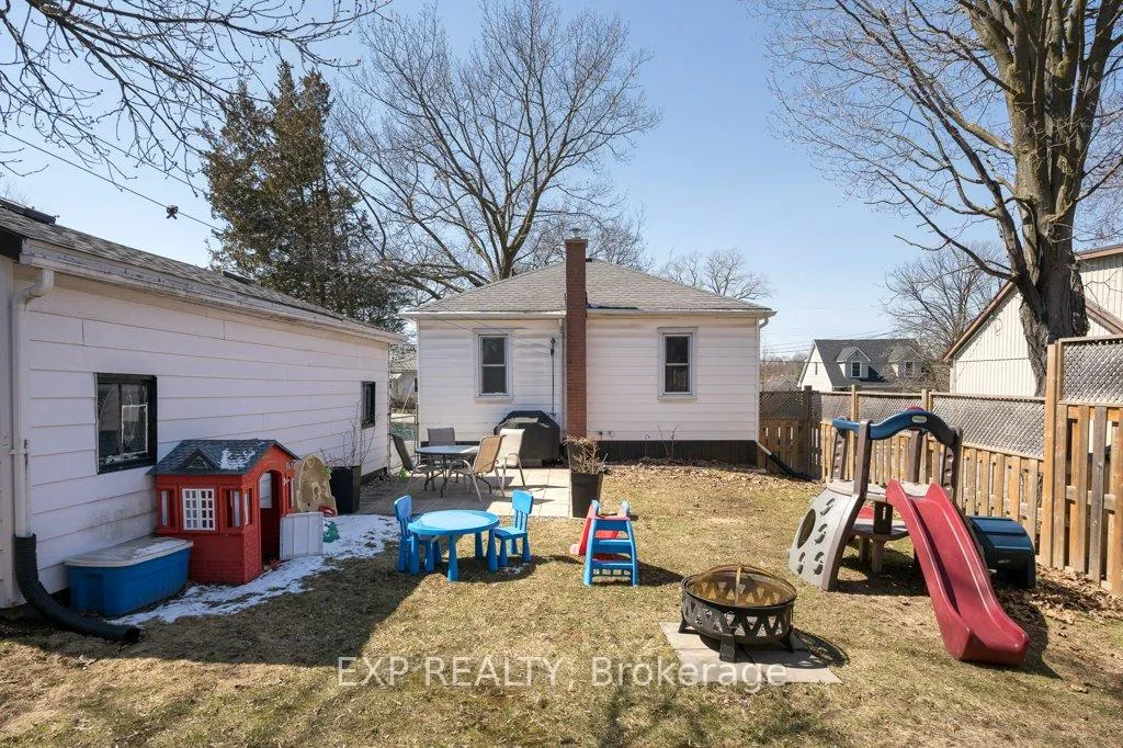 Photo 29 of 27 Valleyview Crescent, Belleville, Belleville Ward — HOMEH