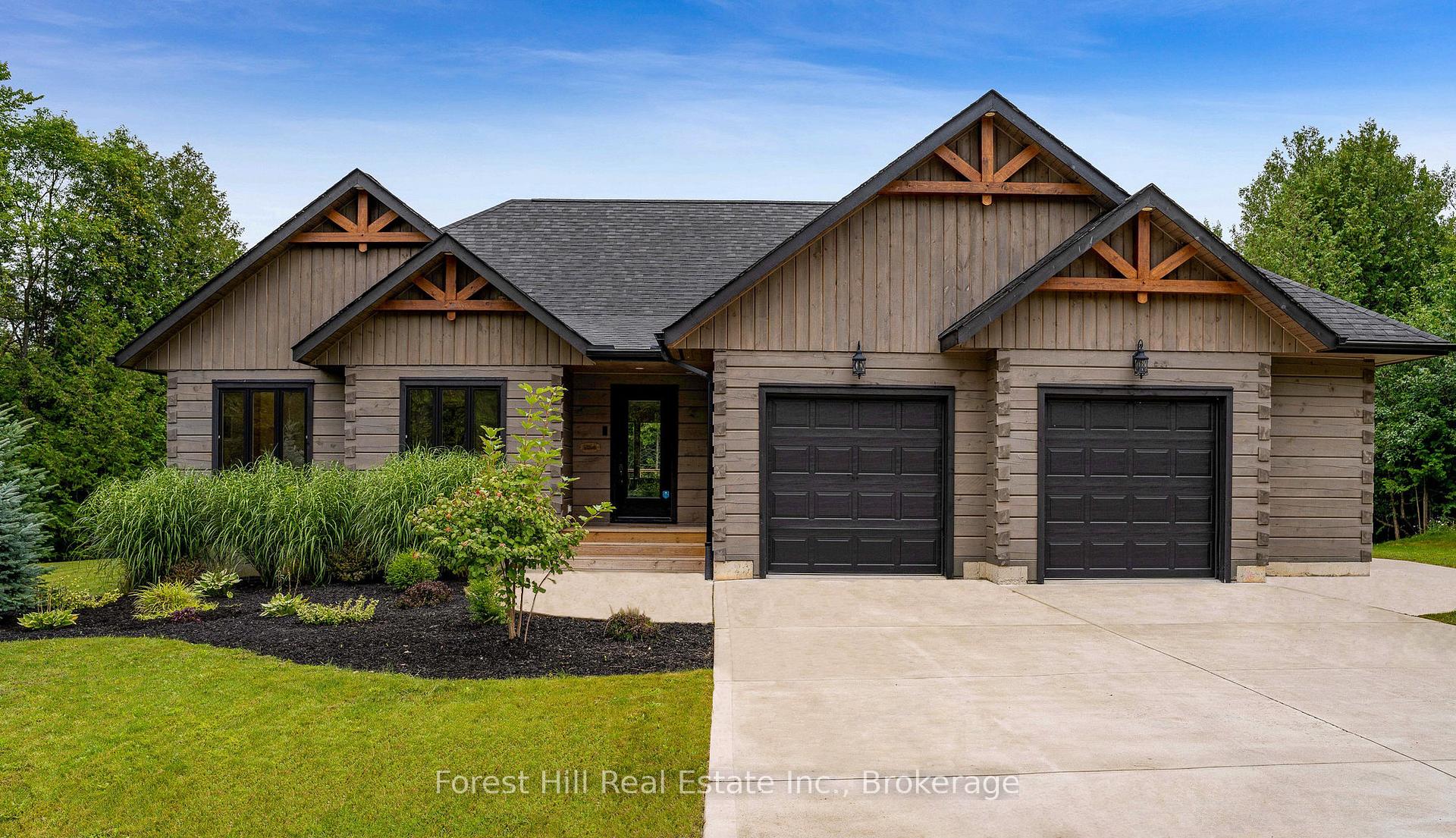 Photo 1 of 120 Confederation Drive, Chatsworth — HOMEH