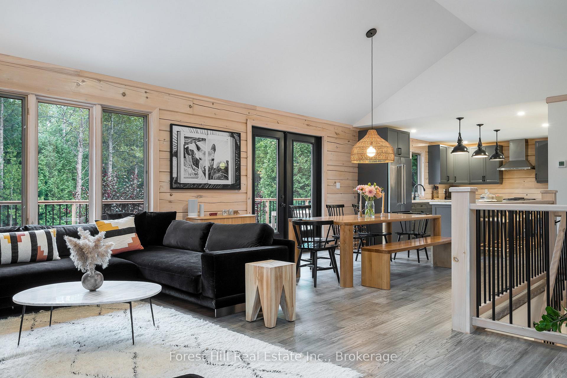 Photo 4 of 120 Confederation Drive, Chatsworth — HOMEH