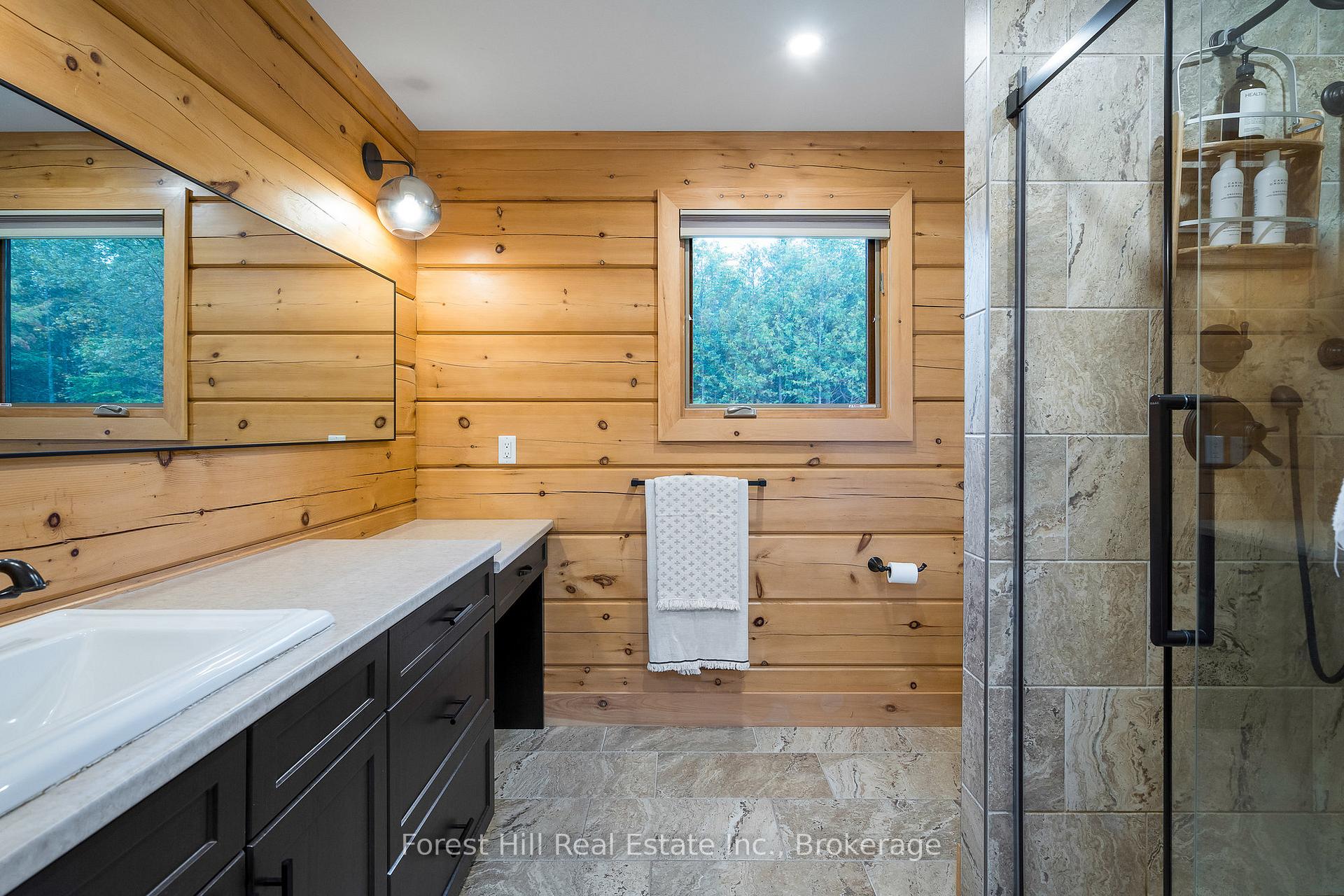 Photo 16 of 120 Confederation Drive, Chatsworth — HOMEH
