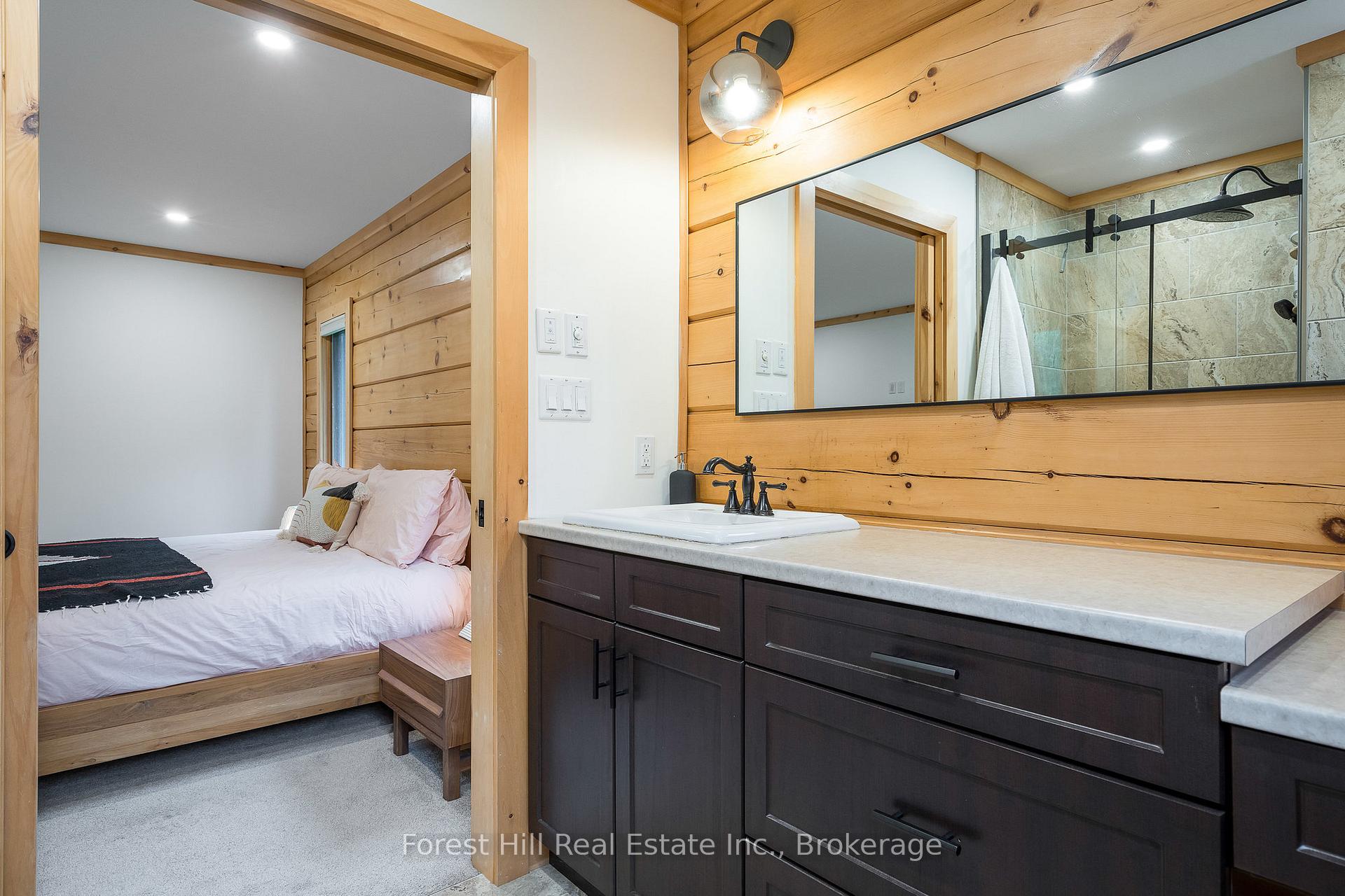Photo 17 of 120 Confederation Drive, Chatsworth — HOMEH