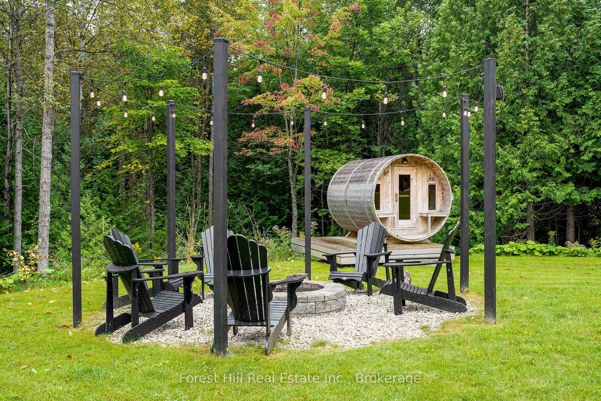 Photo 34 of 120 Confederation Drive, Chatsworth — HOMEH