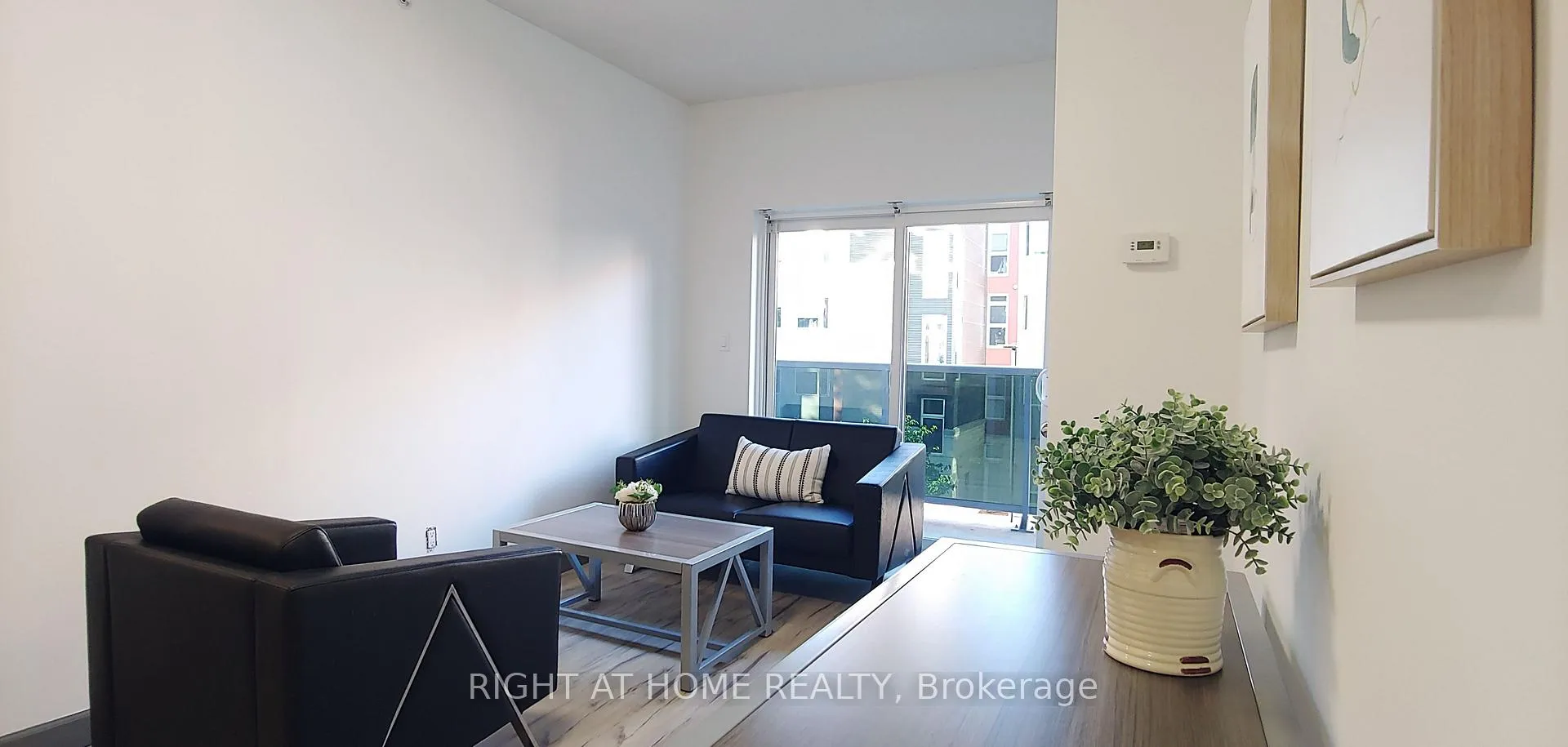 Photo 4 of Unit 325, 258C Sunview Street, Waterloo — HOMEH