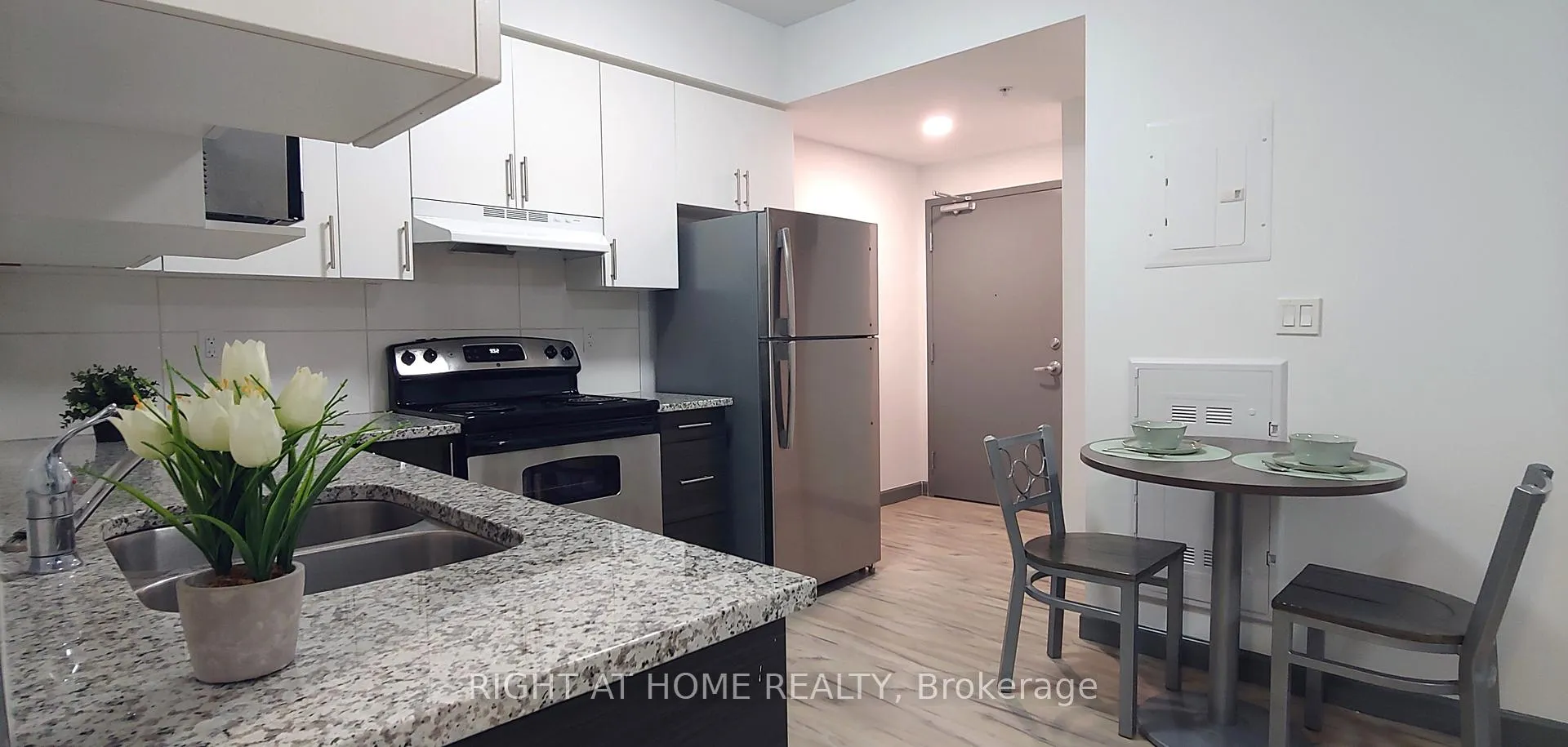 Photo 6 of Unit 325, 258C Sunview Street, Waterloo — HOMEH