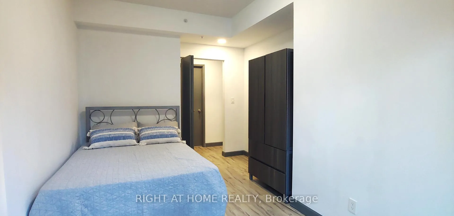 Photo 11 of Unit 325, 258C Sunview Street, Waterloo — HOMEH