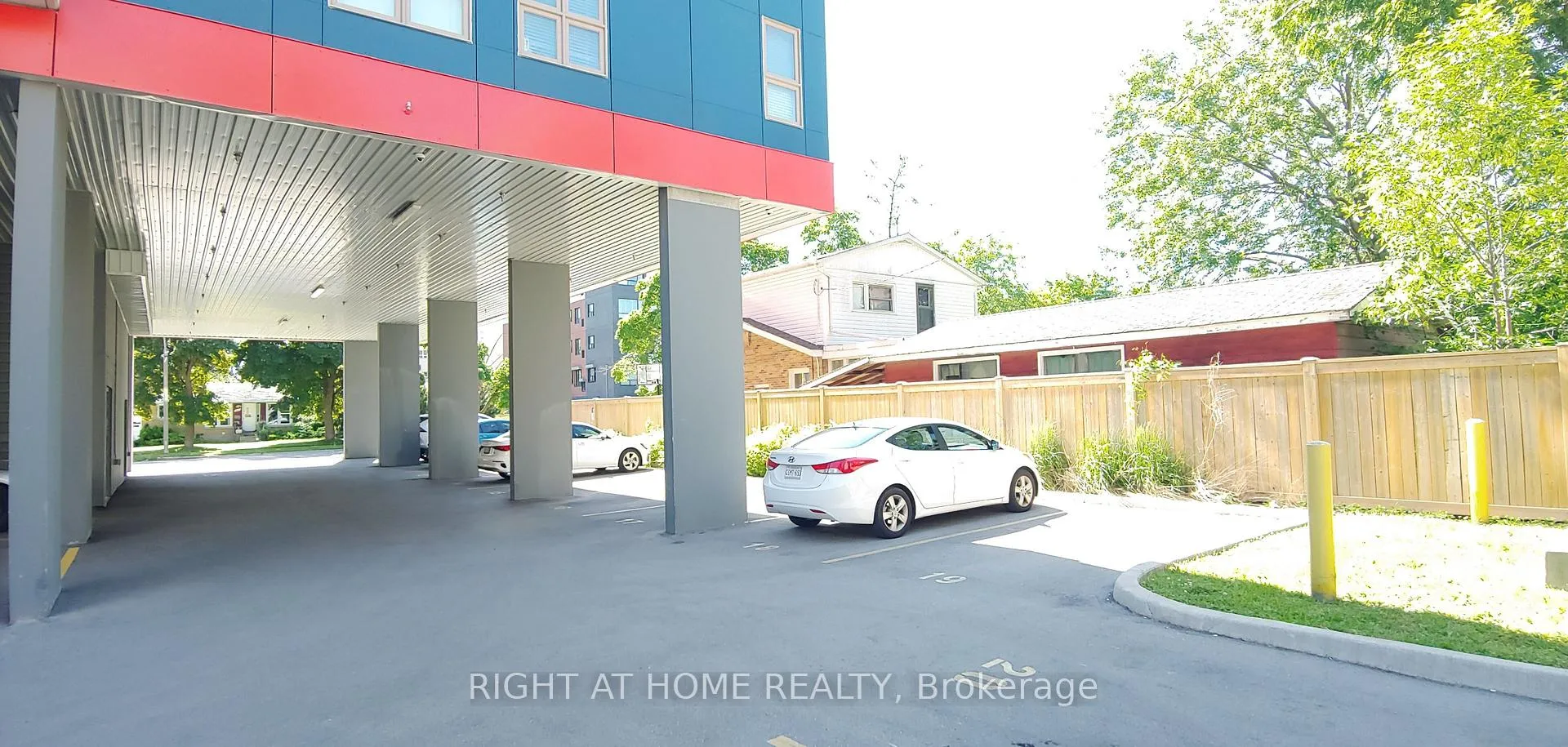 Photo 18 of Unit 325, 258C Sunview Street, Waterloo — HOMEH