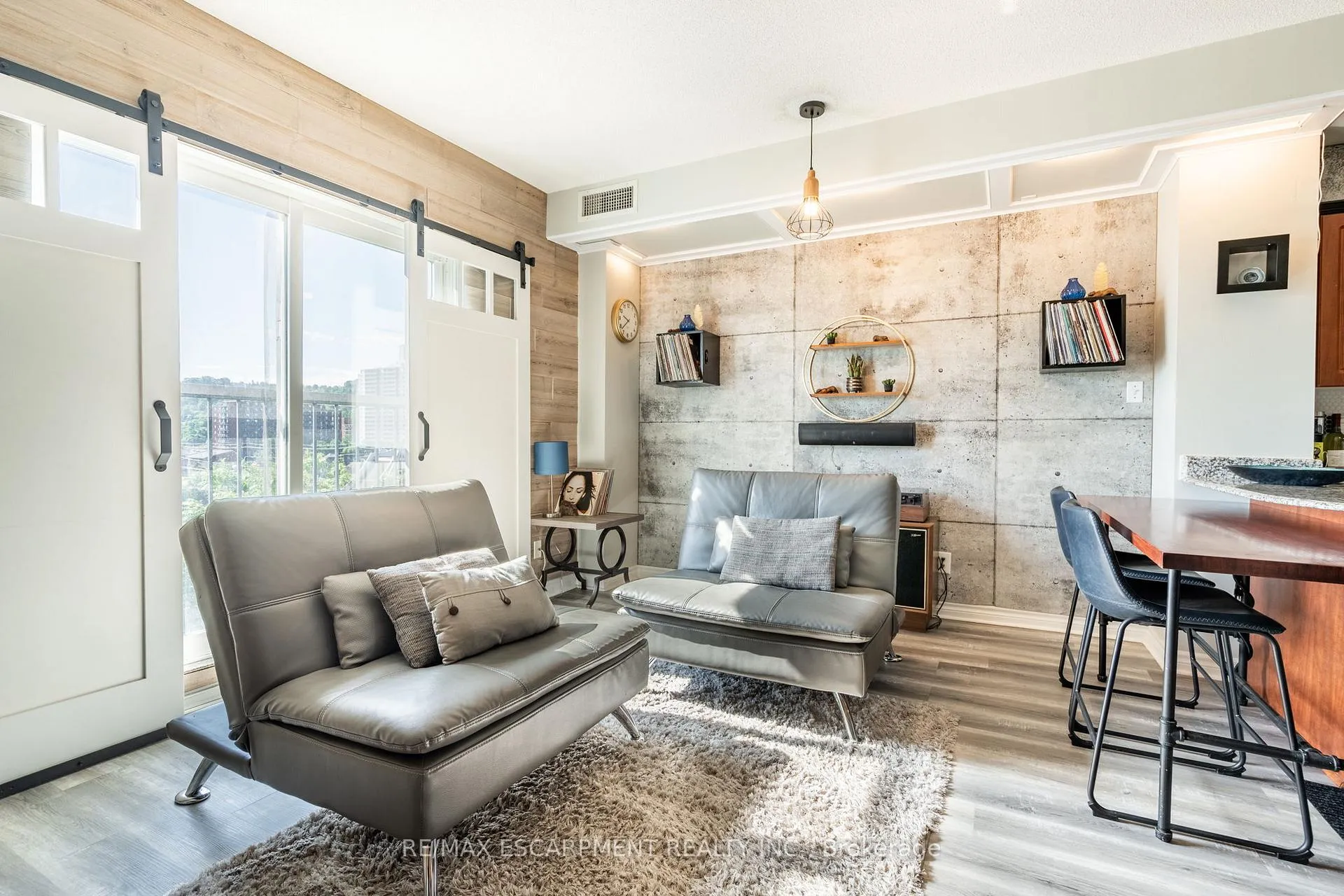 Photo 13 of Unit 612, 135 James Street S, Hamilton, Durand — HOMEH