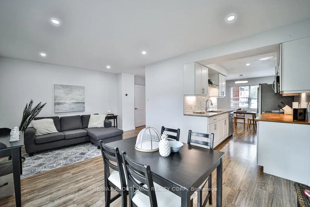 Photo 8 of Unit 4, 403 Keats Way, Waterloo — HOMEH