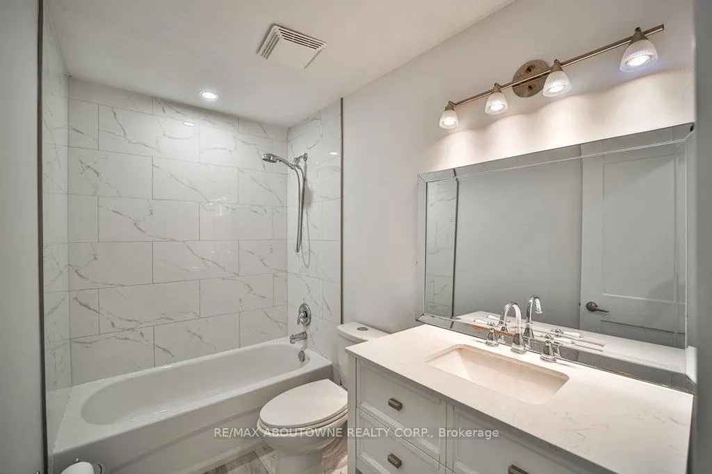 Photo 13 of Unit 4, 403 Keats Way, Waterloo — HOMEH