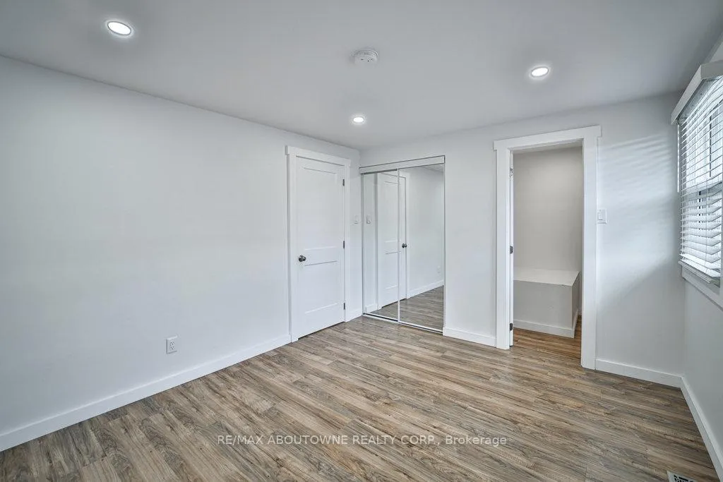 Photo 15 of Unit 4, 403 Keats Way, Waterloo — HOMEH