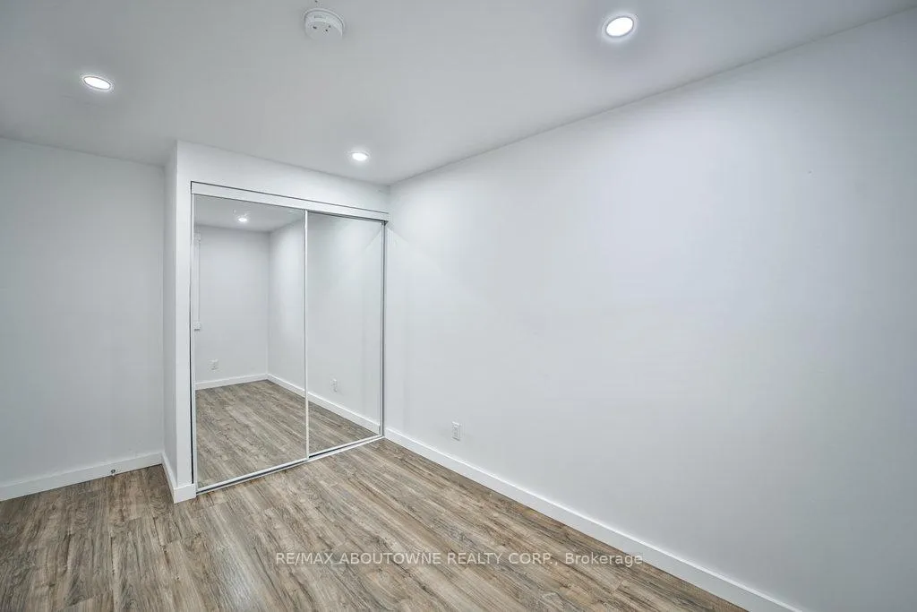 Photo 17 of Unit 4, 403 Keats Way, Waterloo — HOMEH