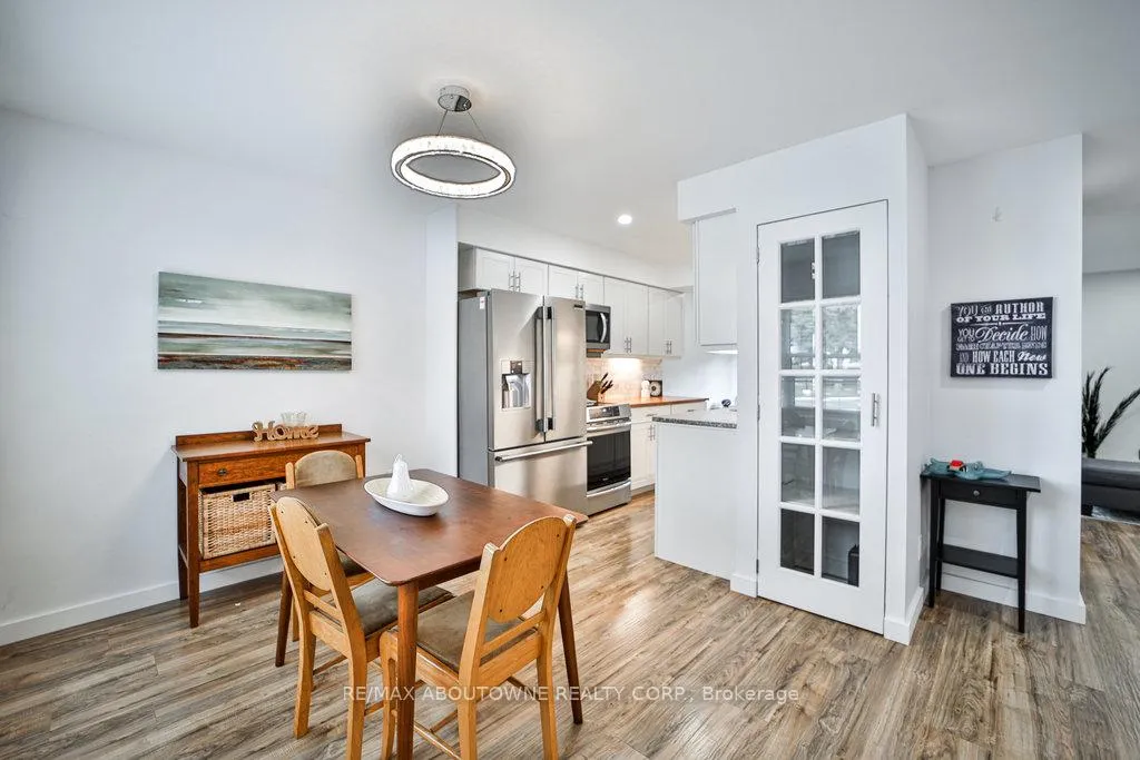 Photo 27 of Unit 4, 403 Keats Way, Waterloo — HOMEH