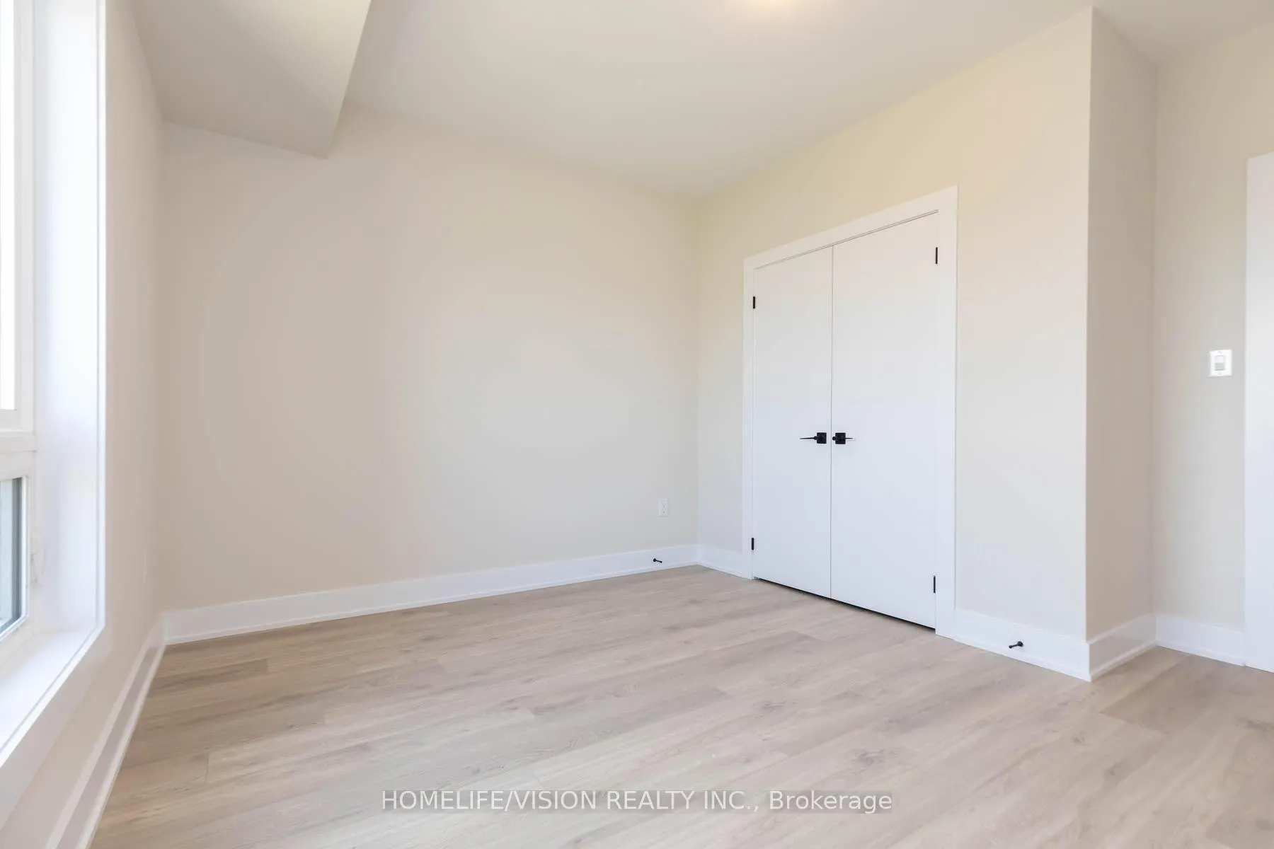 Photo 22 of Unit 312, 1 Chef Lane, Barrie, Rural Barrie Southeast — HOMEH