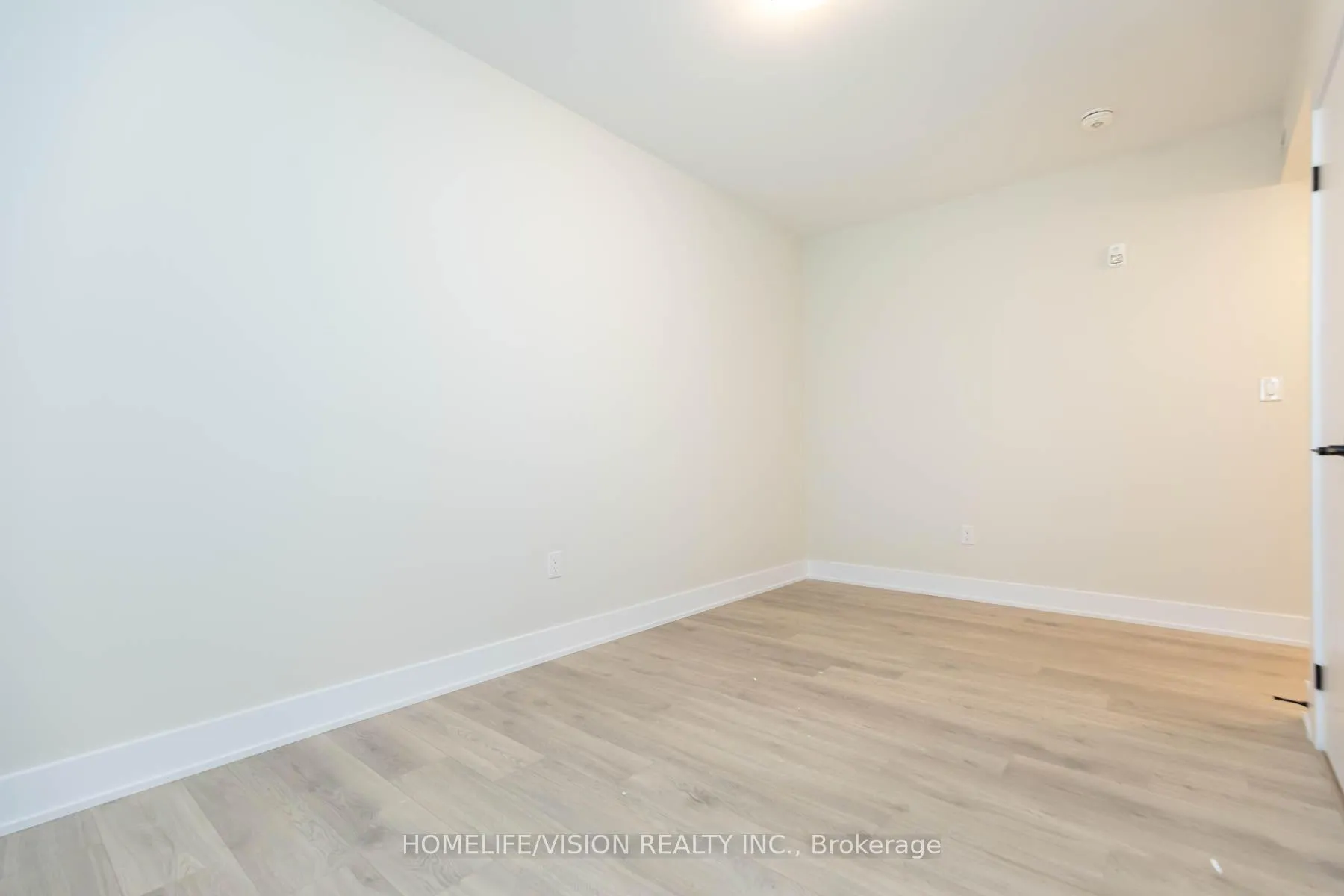 Photo 26 of Unit 312, 1 Chef Lane, Barrie, Rural Barrie Southeast — HOMEH