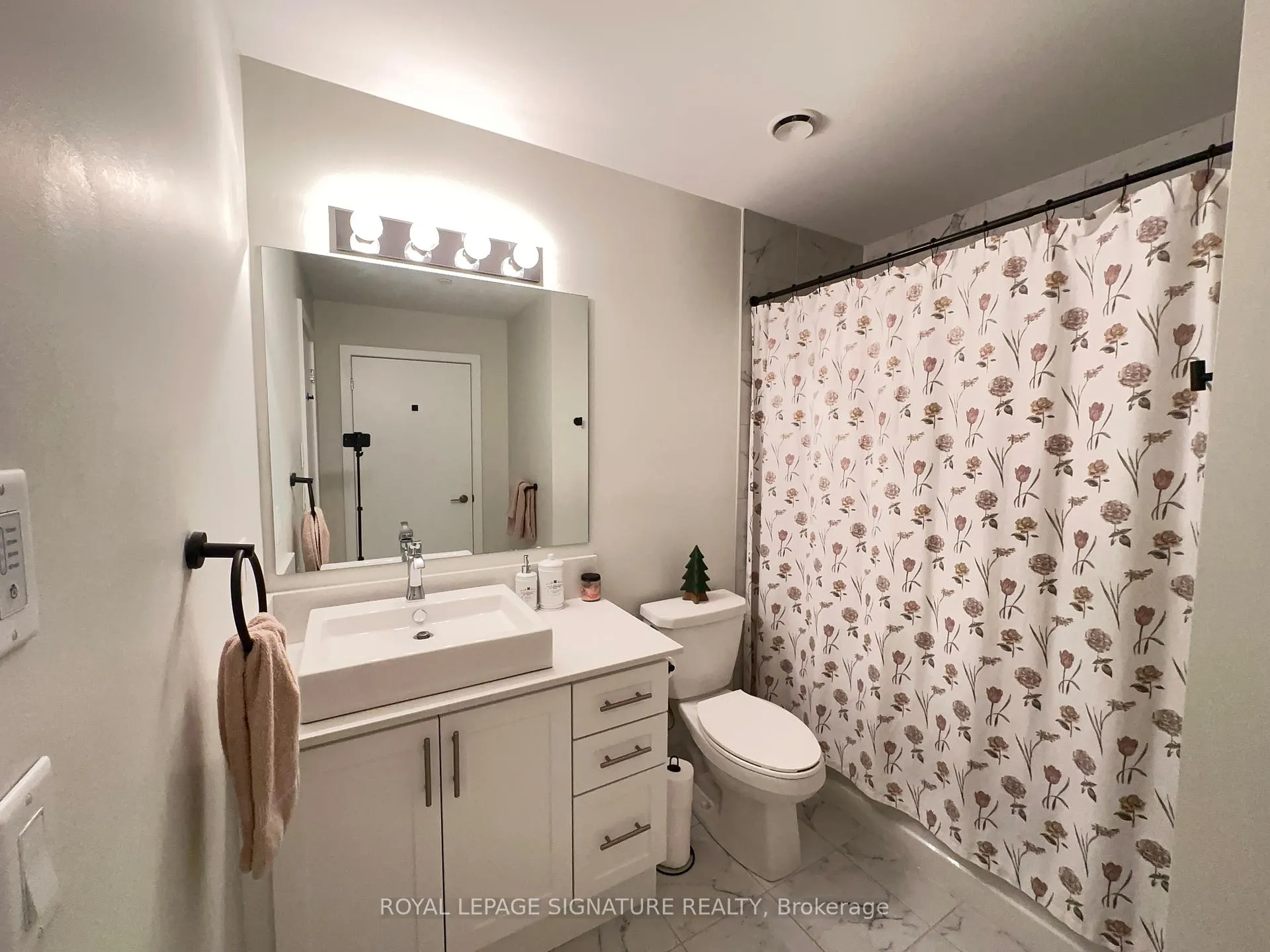 Photo 7 of Unit 316, 600 N Service Road, Hamilton, Stoney Creek — HOMEH