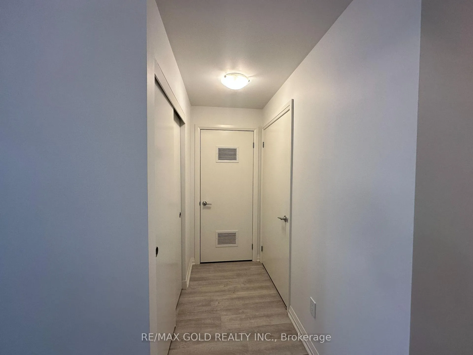 Photo 7 of Unit 202, 101 Golden Eagle Road, Waterloo — HOMEH