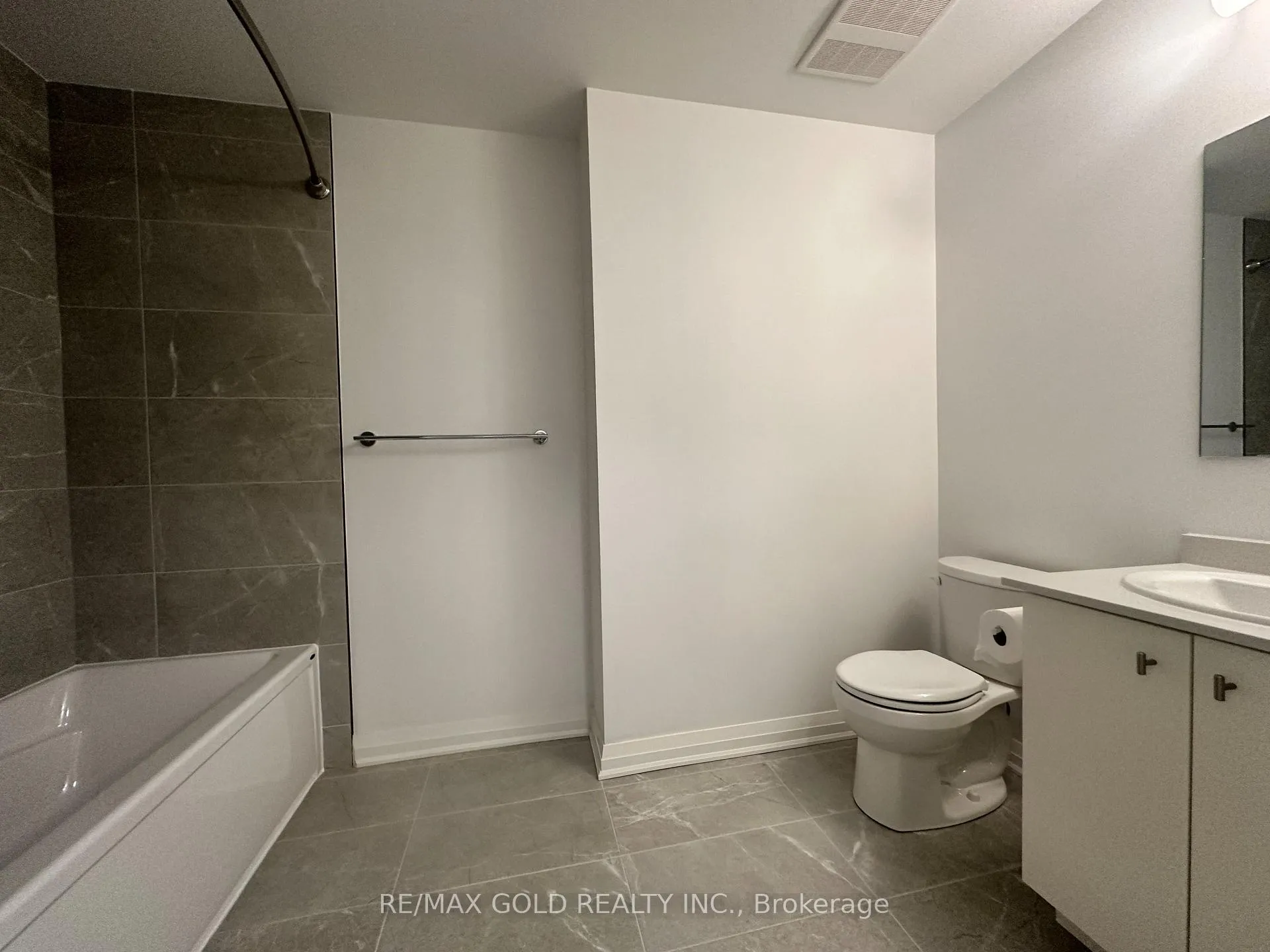 Photo 8 of Unit 202, 101 Golden Eagle Road, Waterloo — HOMEH
