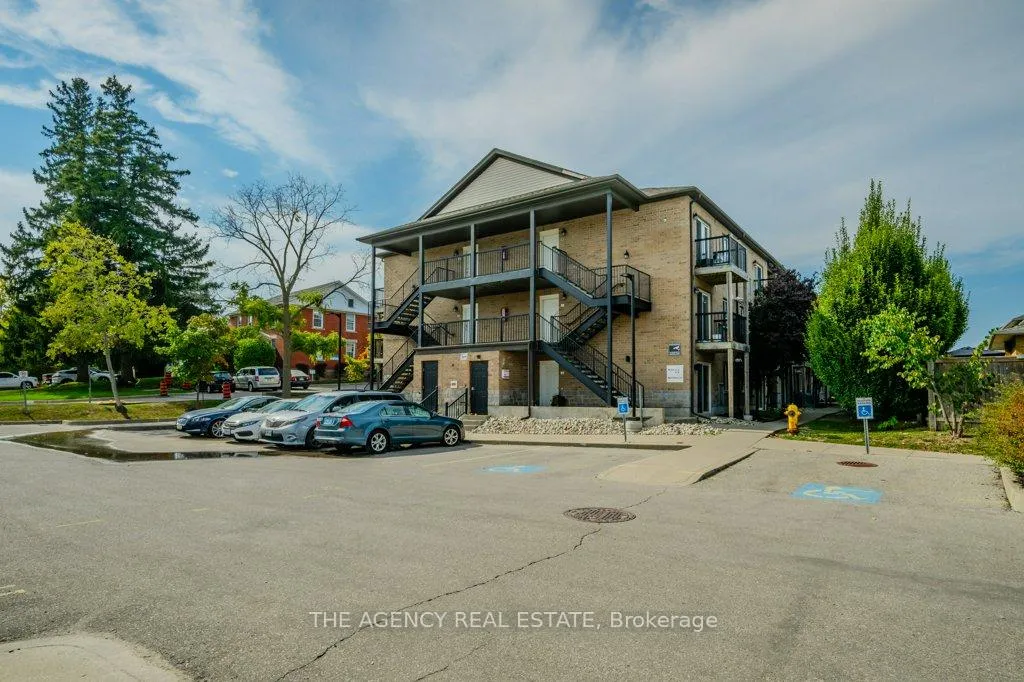 Photo 1 of Unit 5C, 185 Windale Crescent, Kitchener — HOMEH