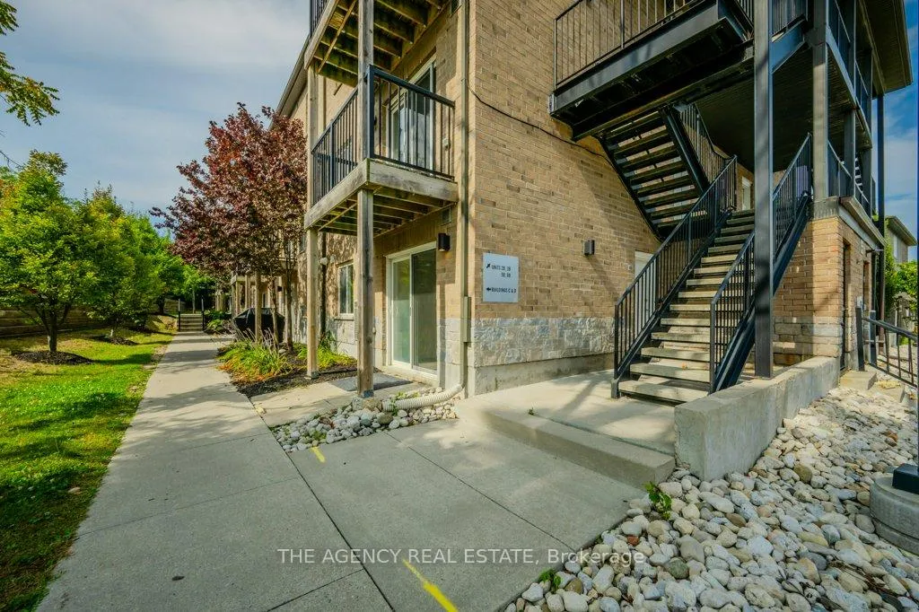 Photo 4 of Unit 5C, 185 Windale Crescent, Kitchener — HOMEH