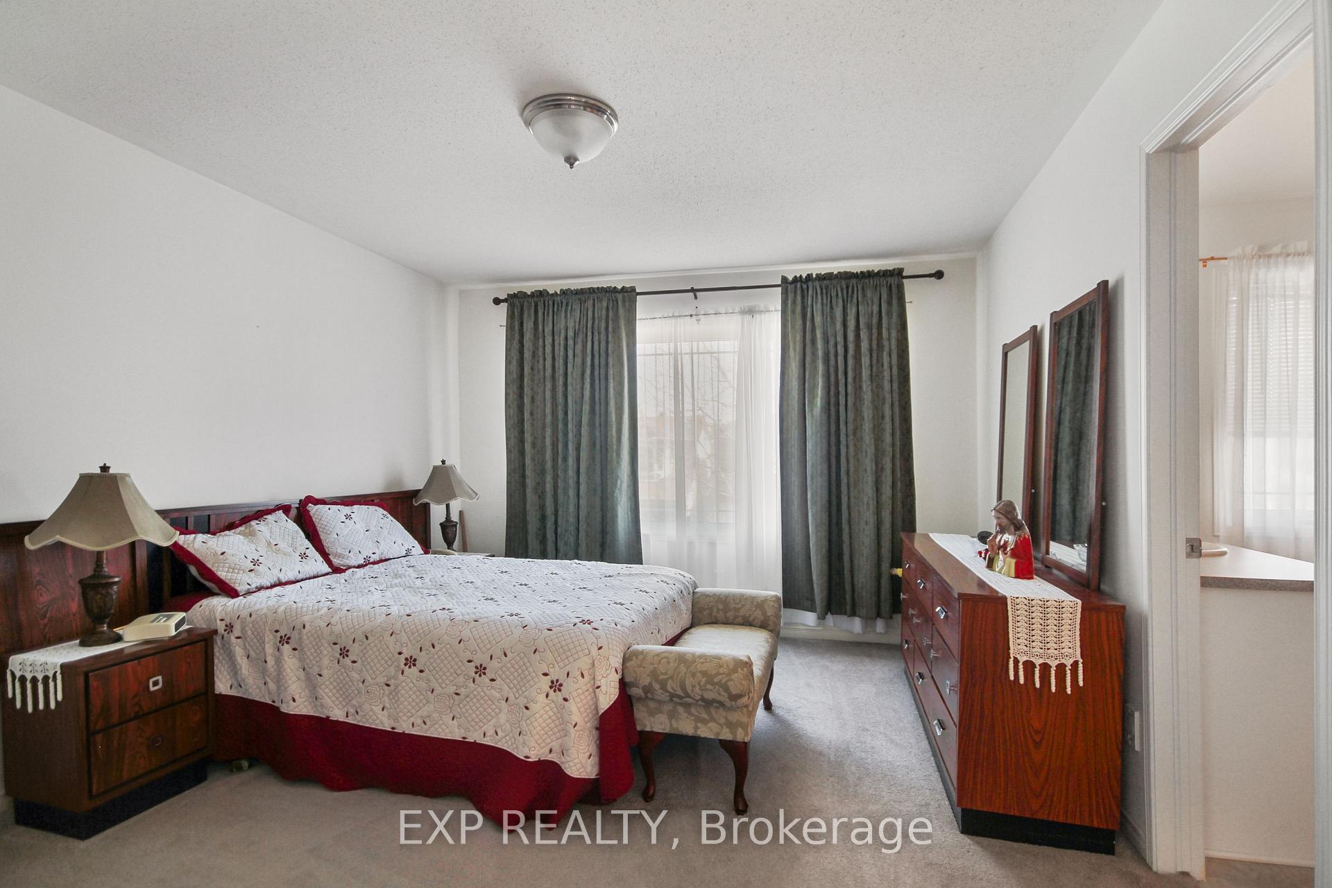 Photo 11 of 618 Beatrice Drive, Ottawa, Barrhaven - Strandherd — HOMEH