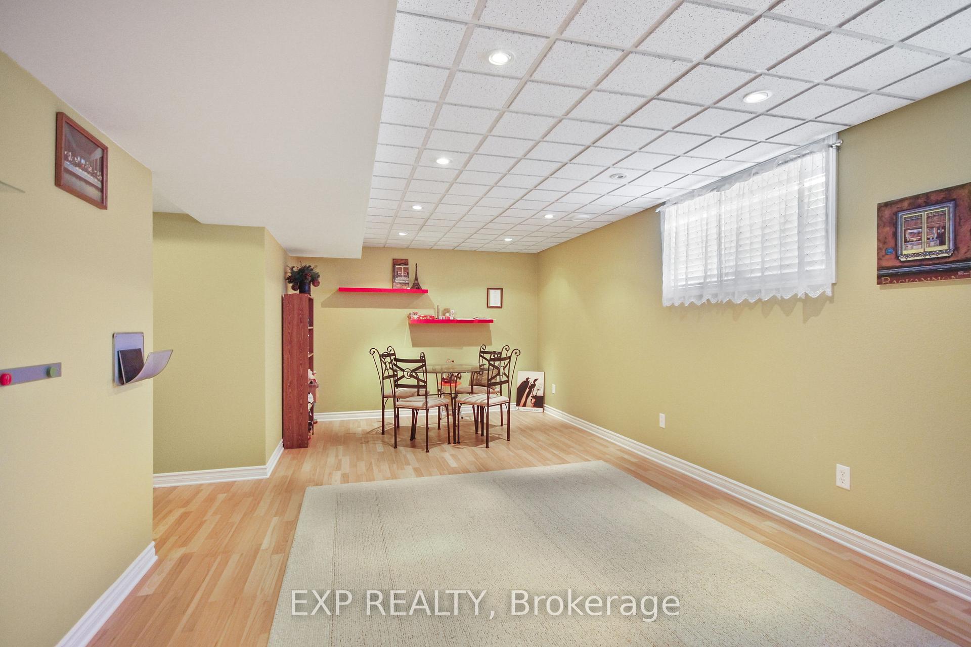 Photo 19 of 618 Beatrice Drive, Ottawa, Barrhaven - Strandherd — HOMEH