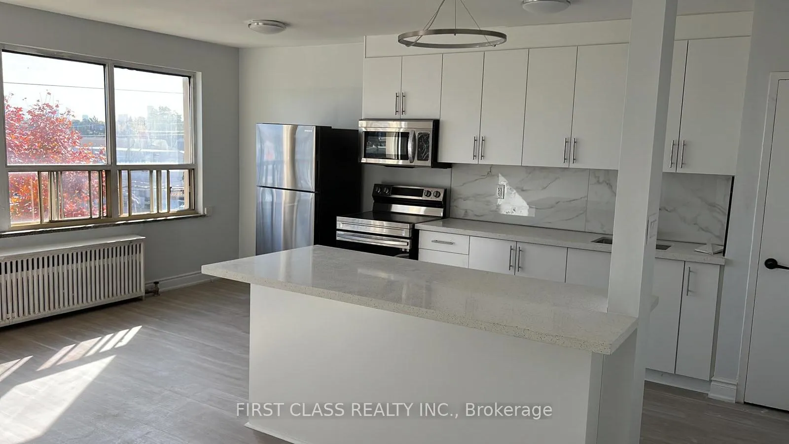 Photo 5 of Unit 110, 896 Eglinton Avenue E, Toronto, Leaside — HOMEH