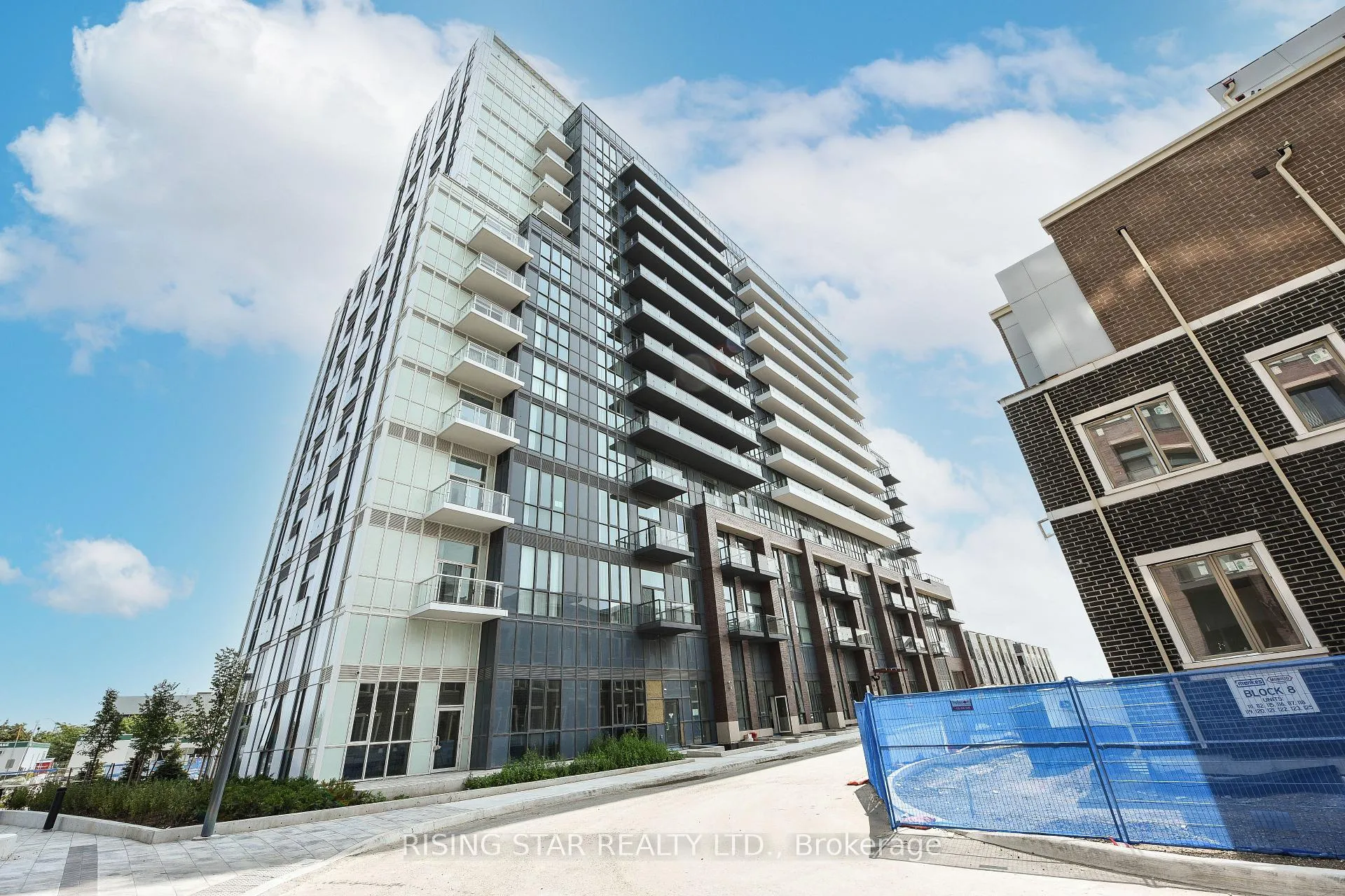 Front of Unit 617, 60 honeycrisp Crescent