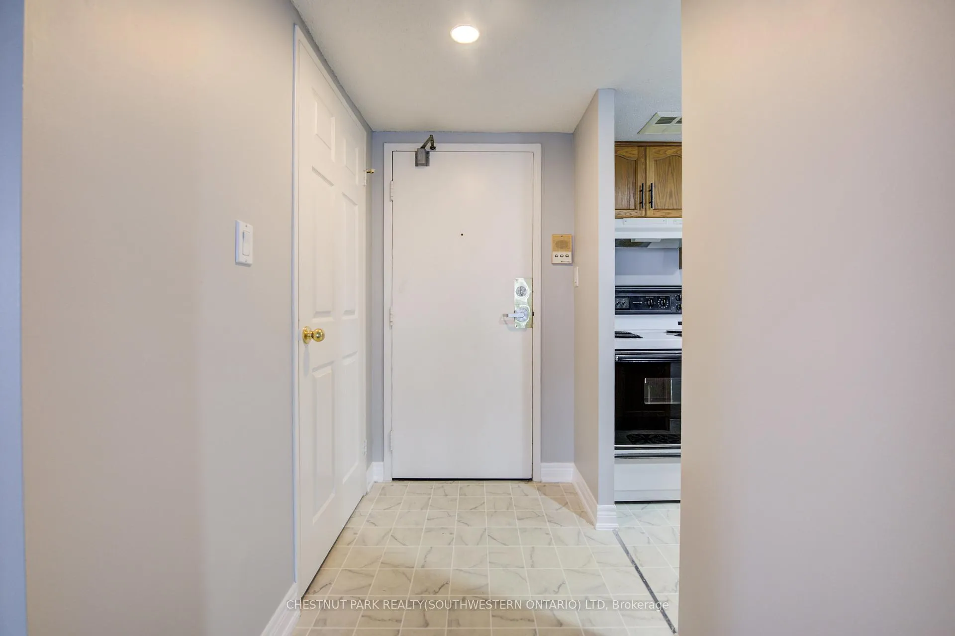 Photo 2 of Unit 507, 260 Sheldon Avenue N, Kitchener — HOMEH