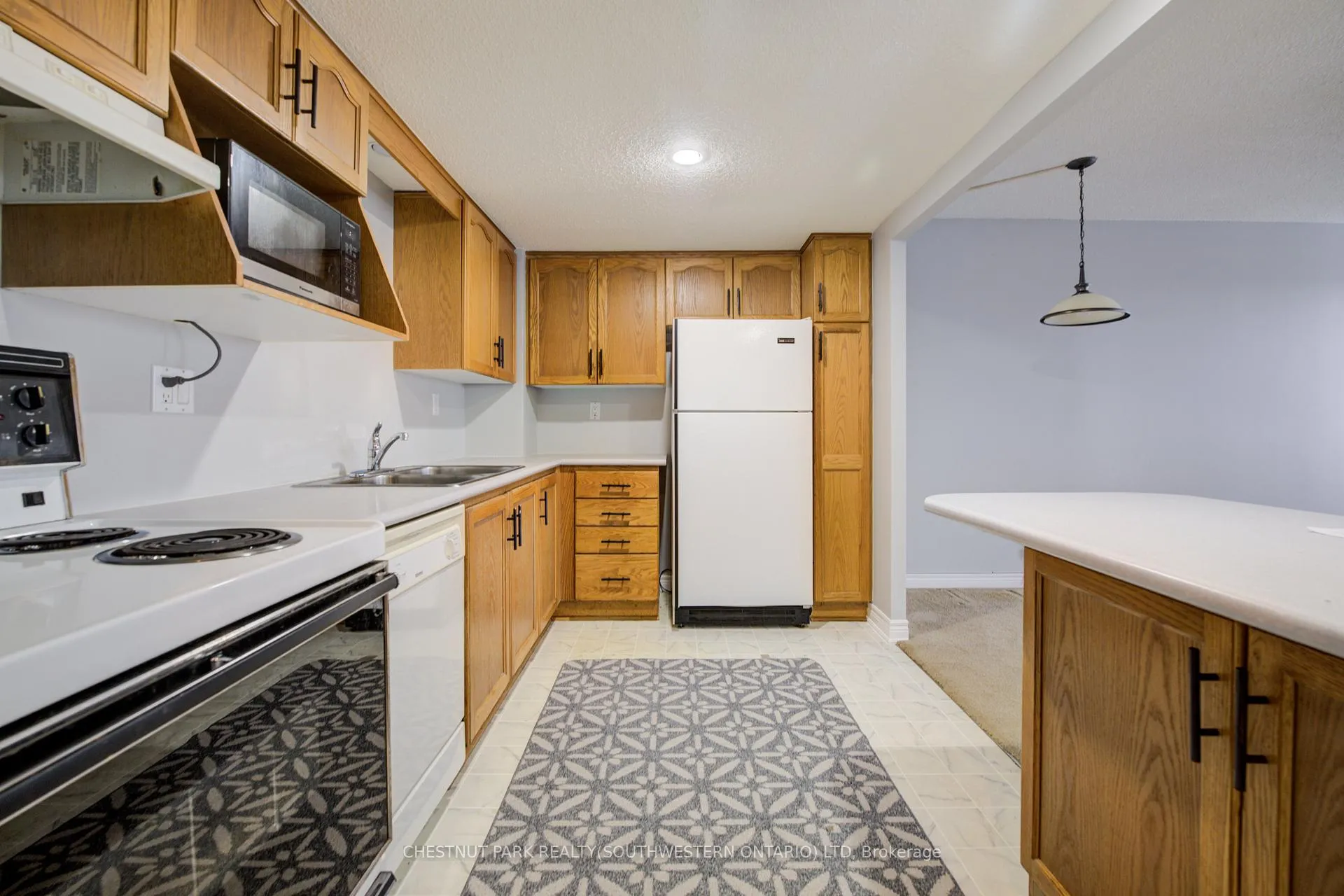 Photo 3 of Unit 507, 260 Sheldon Avenue N, Kitchener — HOMEH