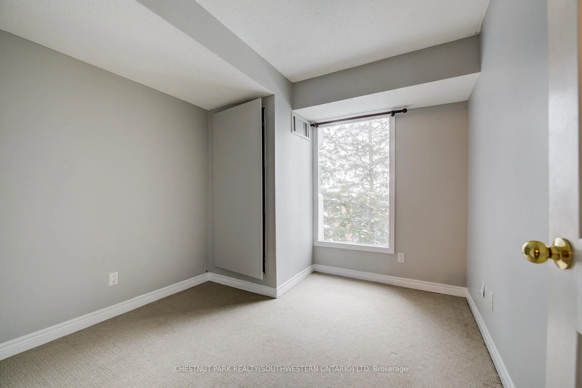 Photo 12 of Unit 507, 260 Sheldon Avenue N, Kitchener — HOMEH
