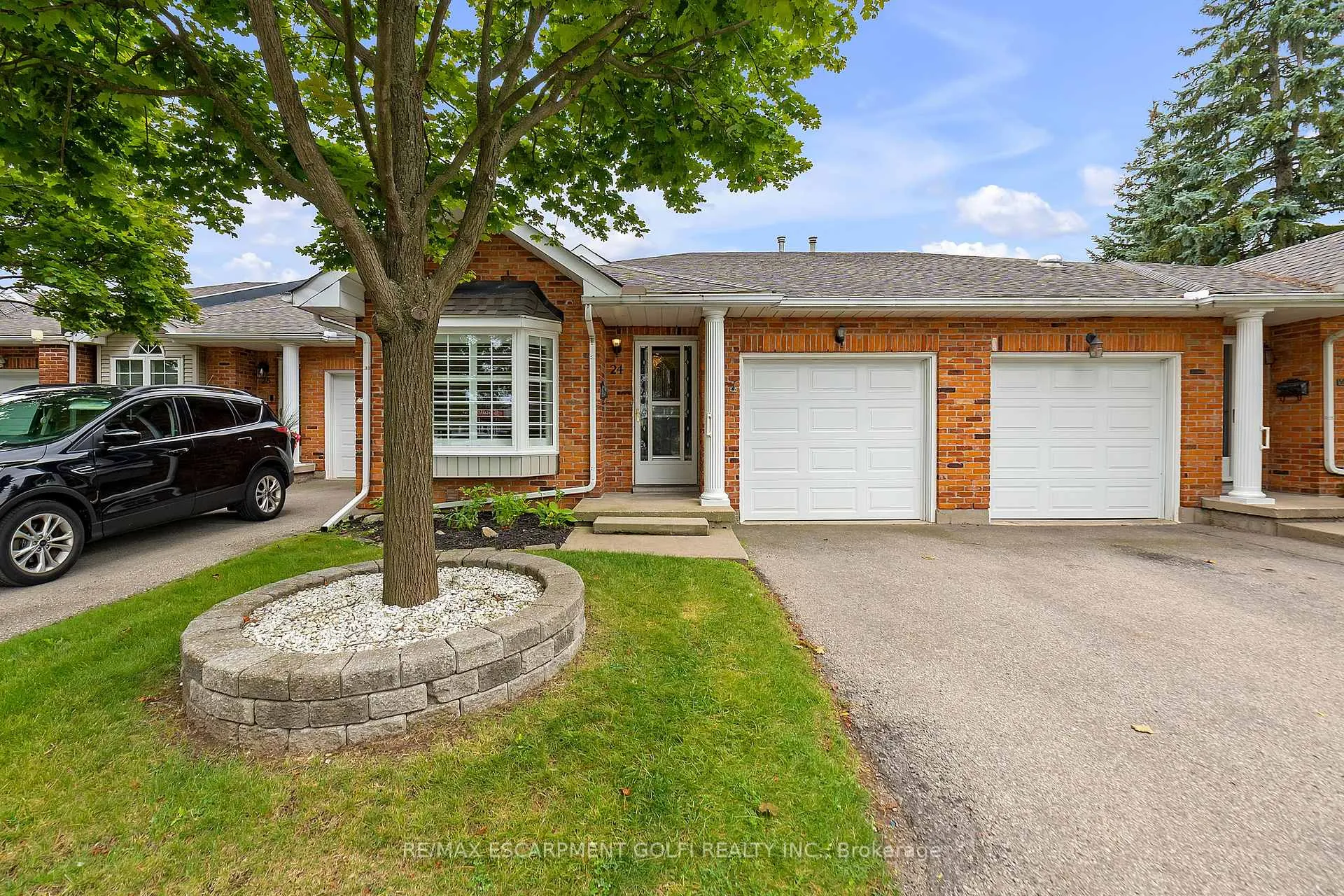 Photo 1 of Unit 24, 20 Meadowlands Boulevard, Hamilton, Meadowlands — HOMEH