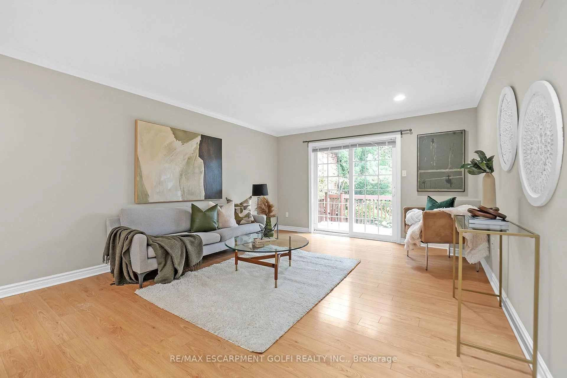 Photo 9 of Unit 24, 20 Meadowlands Boulevard, Hamilton, Meadowlands — HOMEH