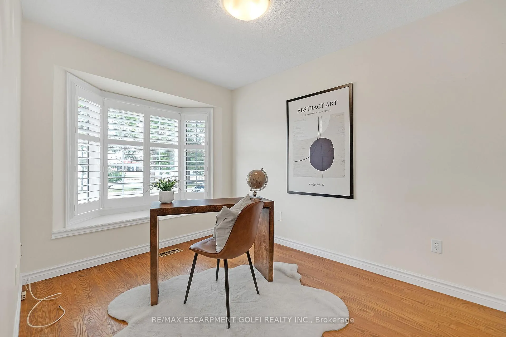 Photo 19 of Unit 24, 20 Meadowlands Boulevard, Hamilton, Meadowlands — HOMEH