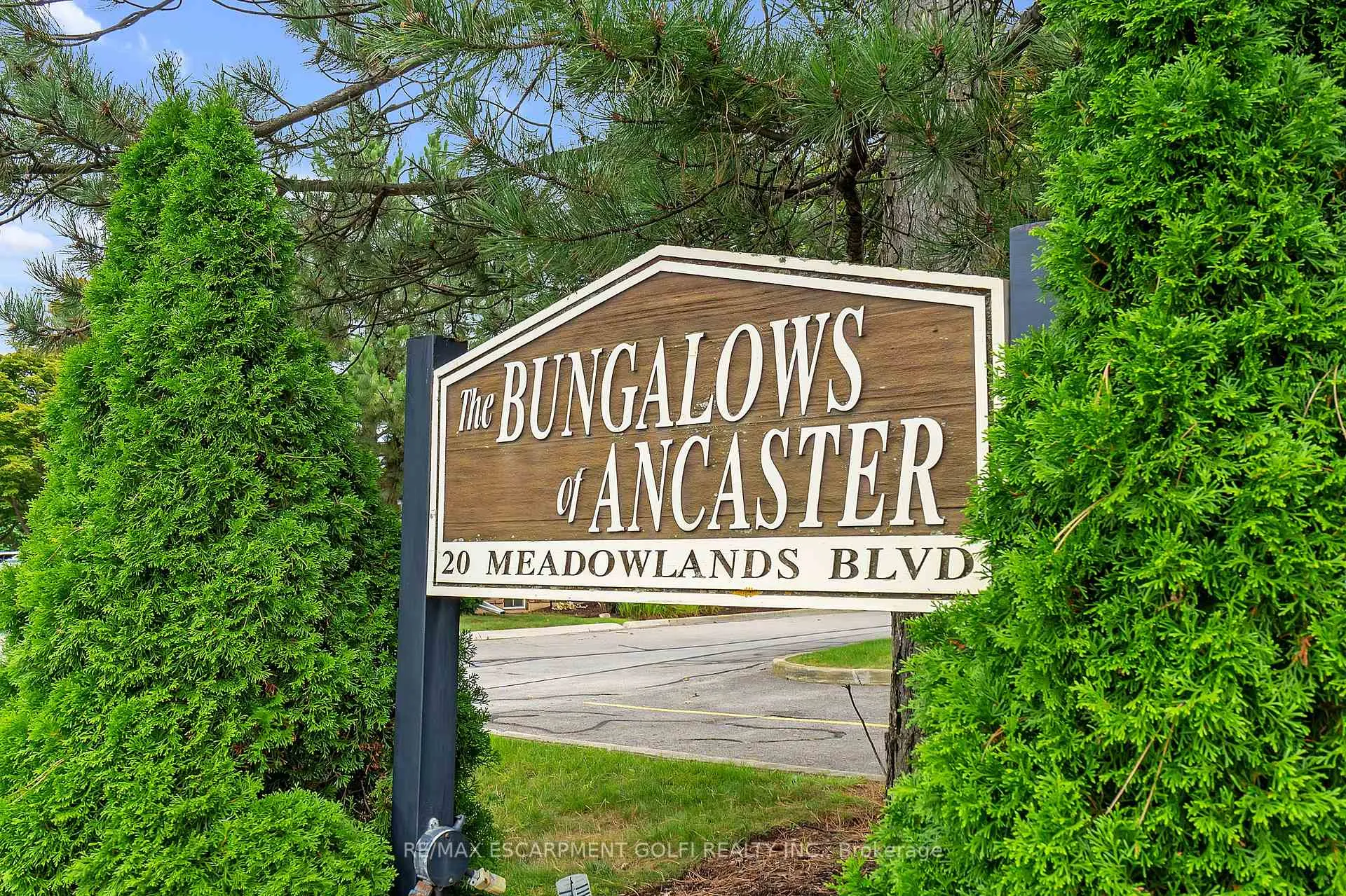 Photo 36 of Unit 24, 20 Meadowlands Boulevard, Hamilton, Meadowlands — HOMEH