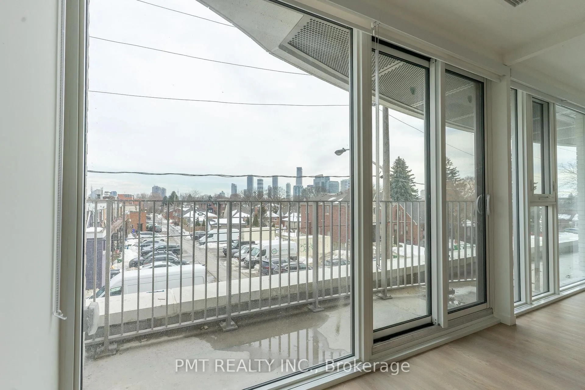 Photo 7 of Unit 225, 689 The Queensway, Etobicoke, Stonegate-Queensway — HOMEH