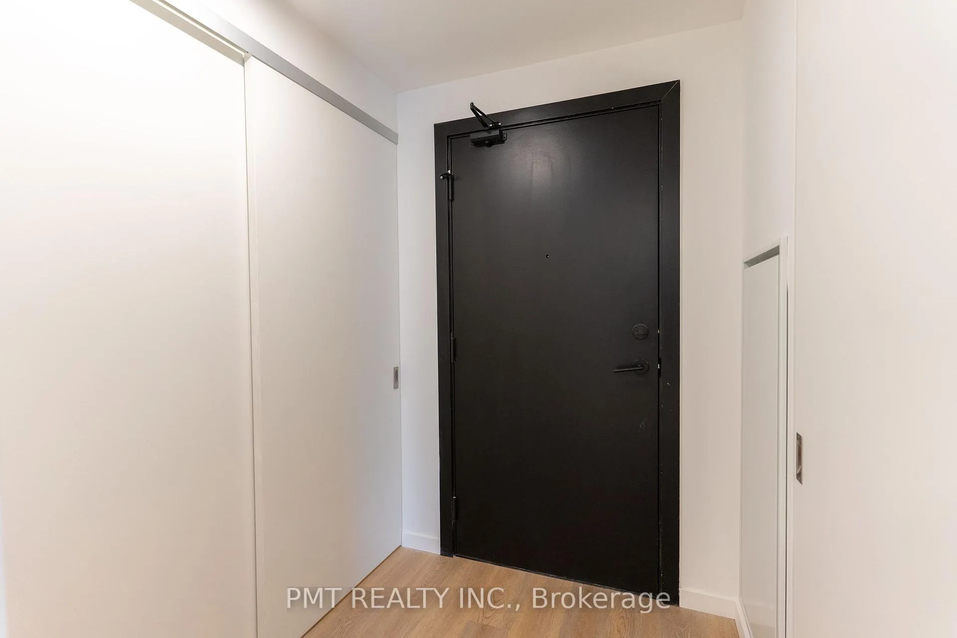 Photo 14 of Unit 225, 689 The Queensway, Etobicoke, Stonegate-Queensway — HOMEH